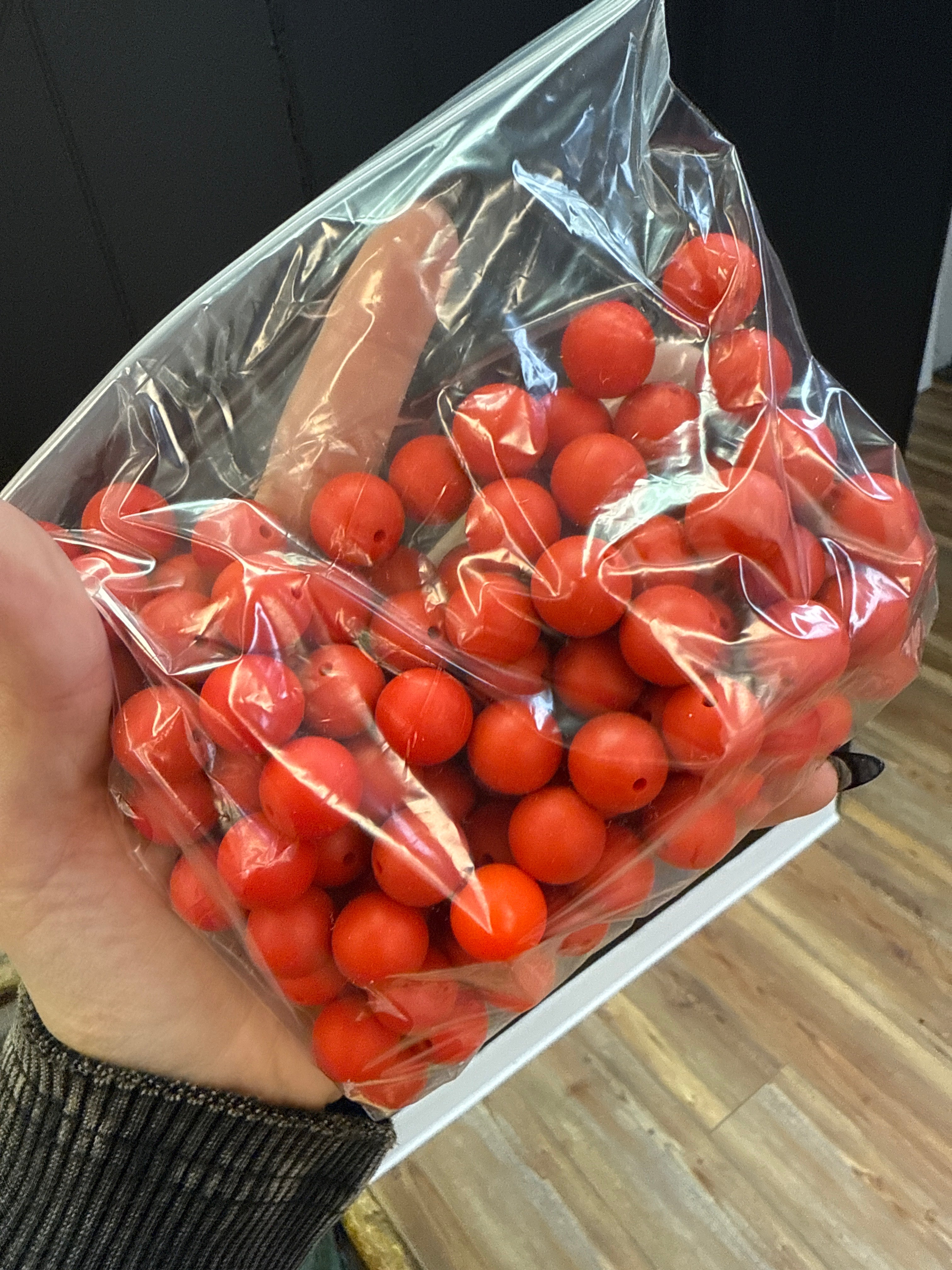 PACKS OF 15MM RED MIX