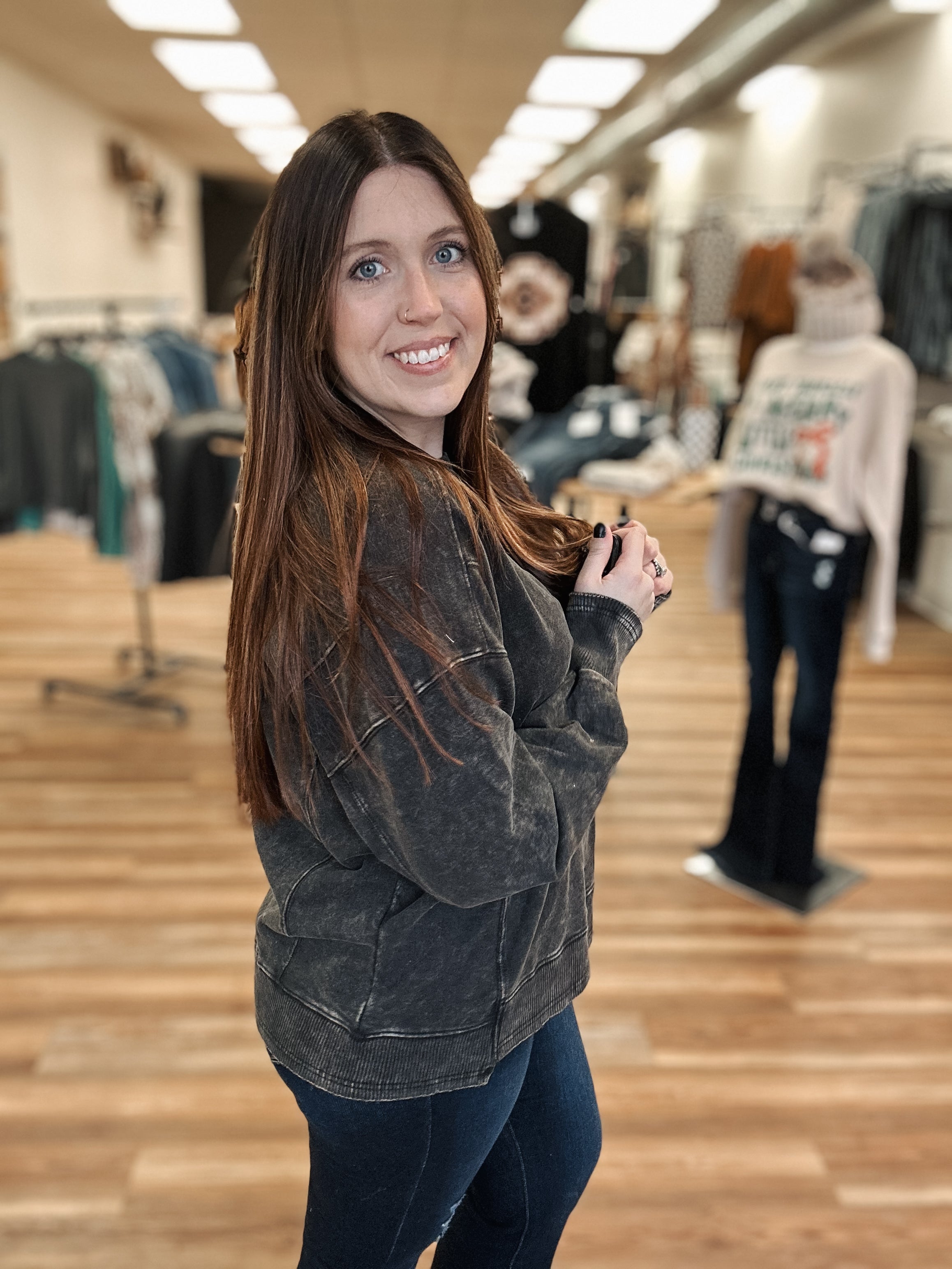 DISTRESSED ACID WASH PULLOVER - ASH BLACK