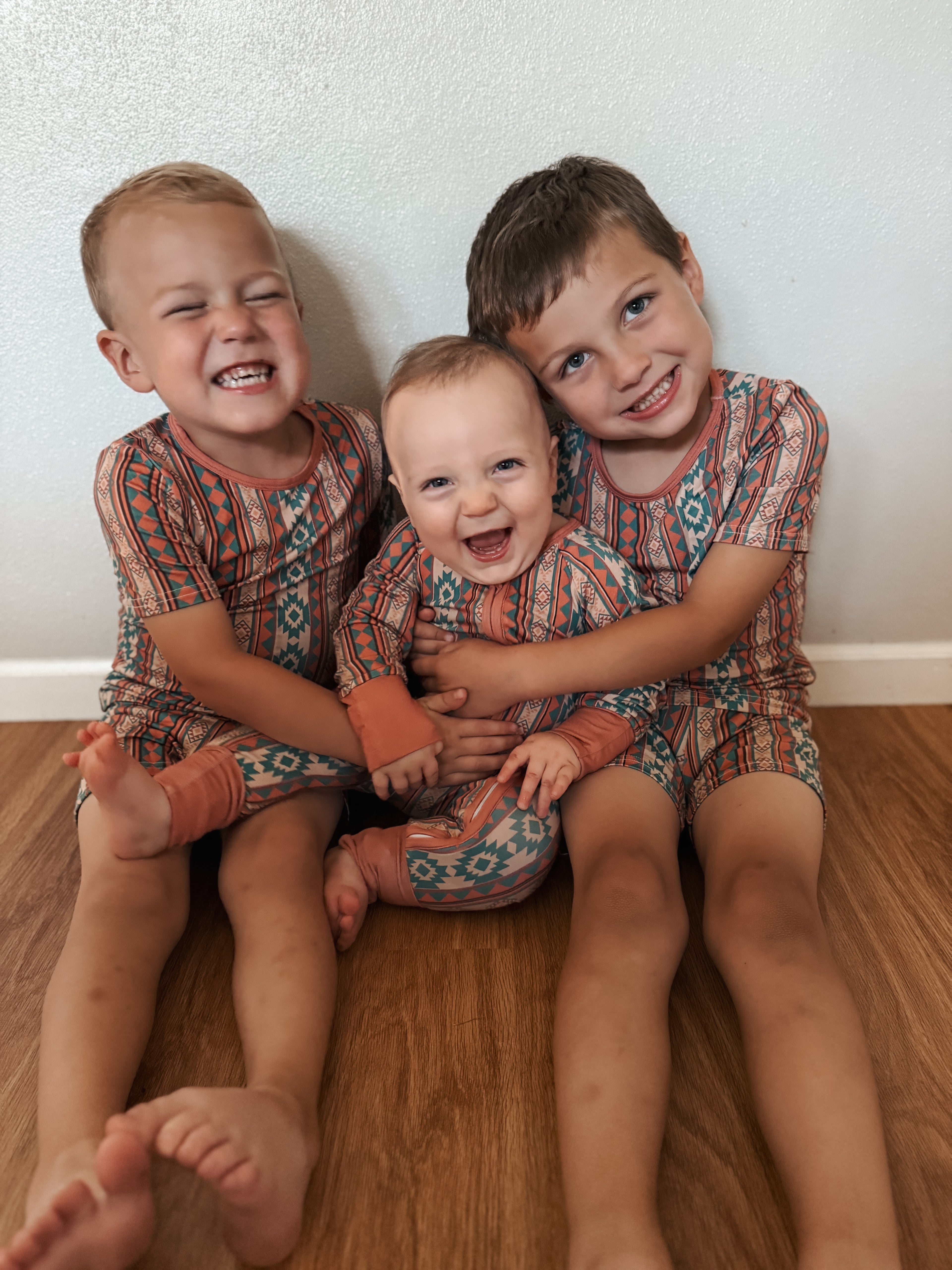 EXCLUSIVE WESTERN DREAM AZTEC BAMBOO ZIPPY