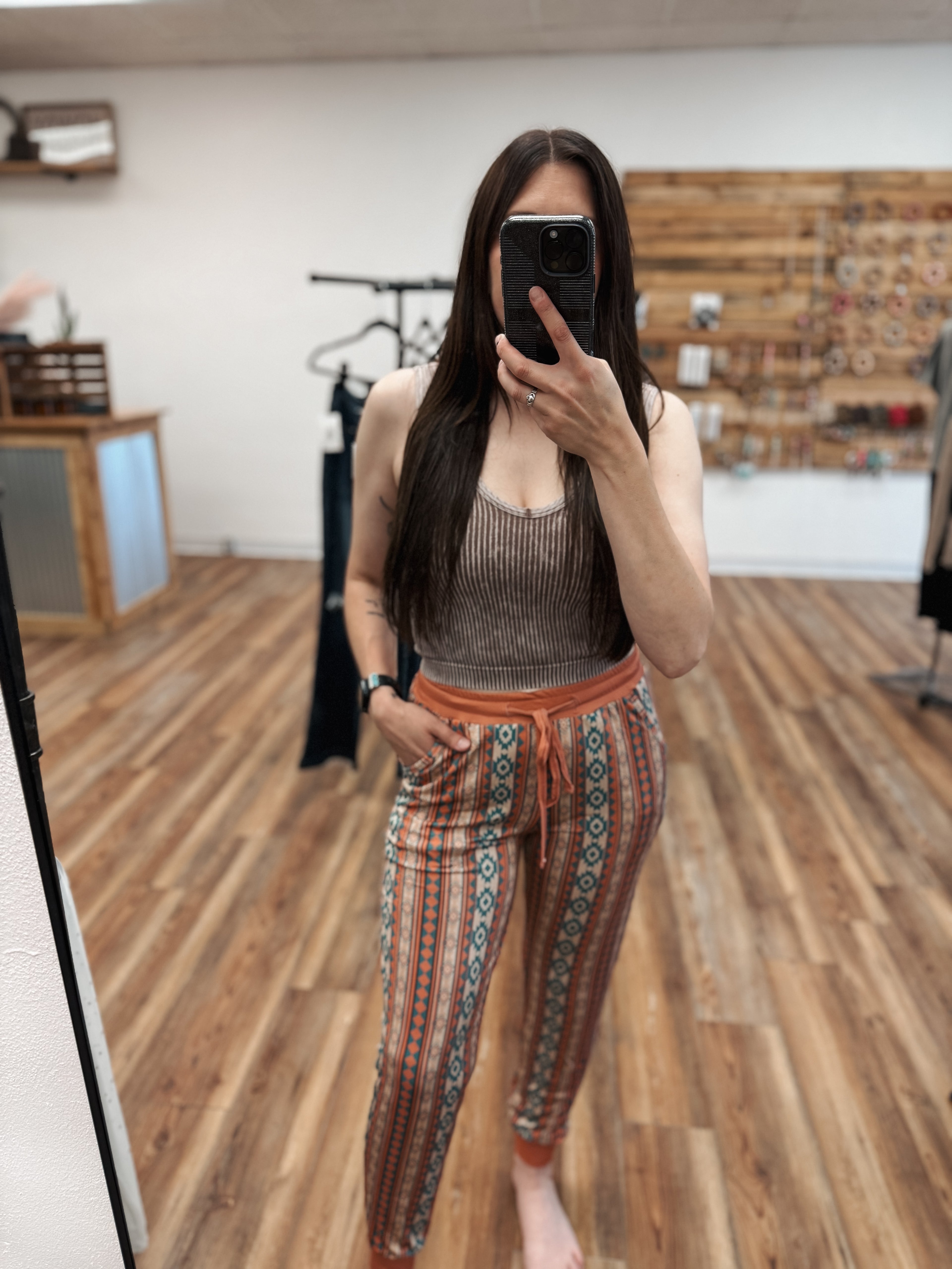 EXCLUSIVE WESTERN DREAM AZTEC BAMBOO ADULT JOGGERS