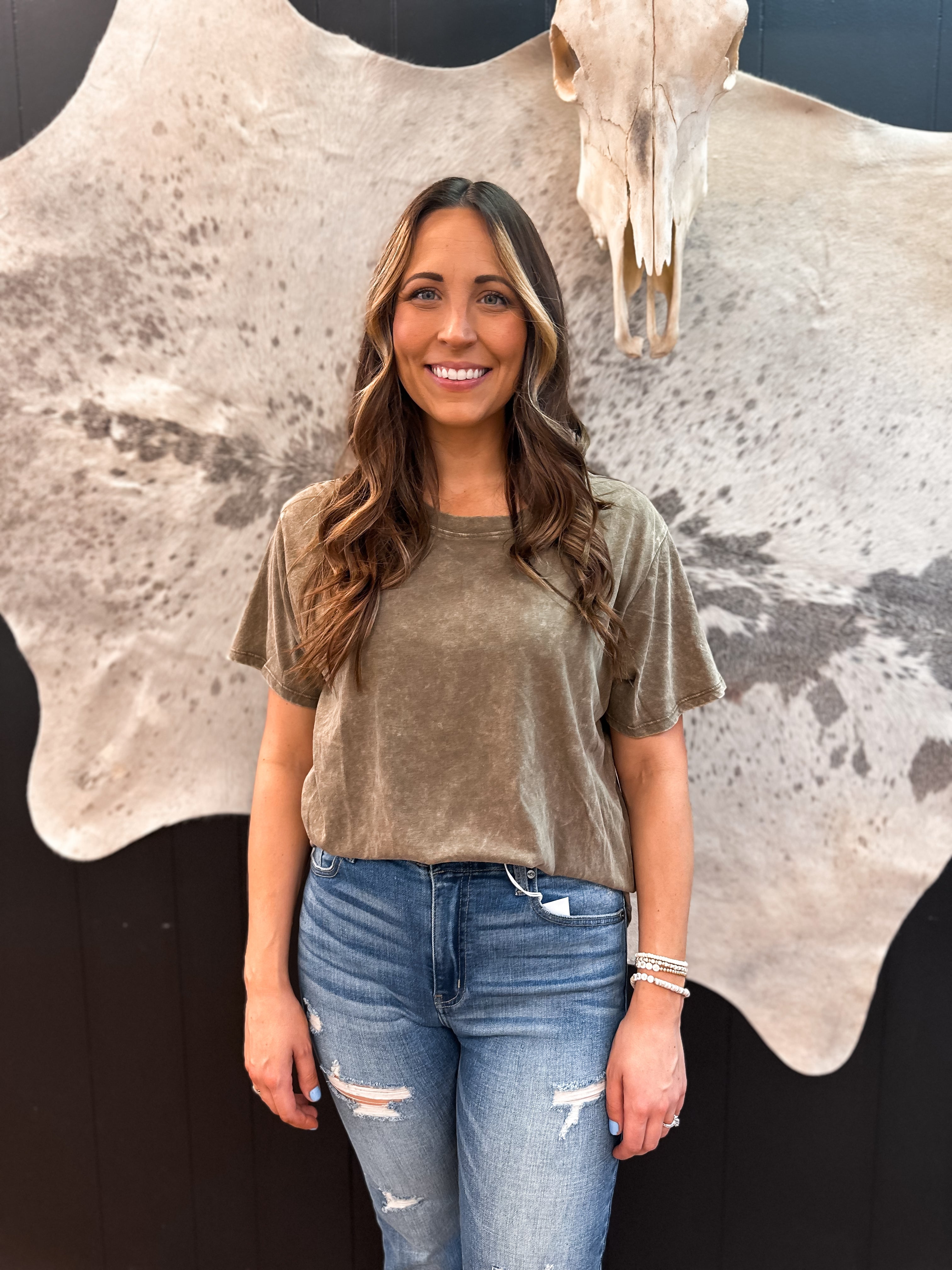 ACID WASHED SHORT SLEEVE TOP - MOCHA