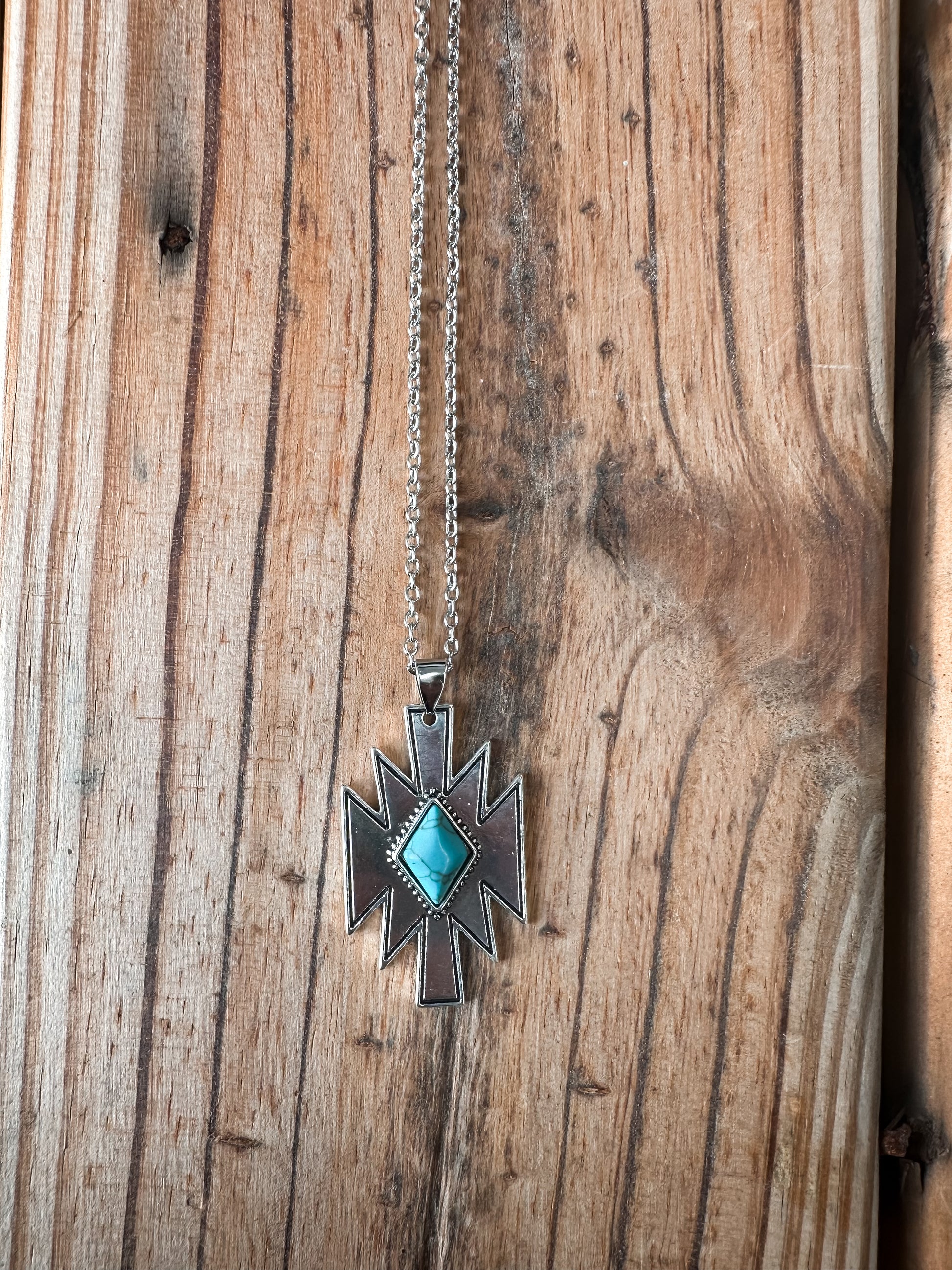 AZTEC PENDANT NECKLACE