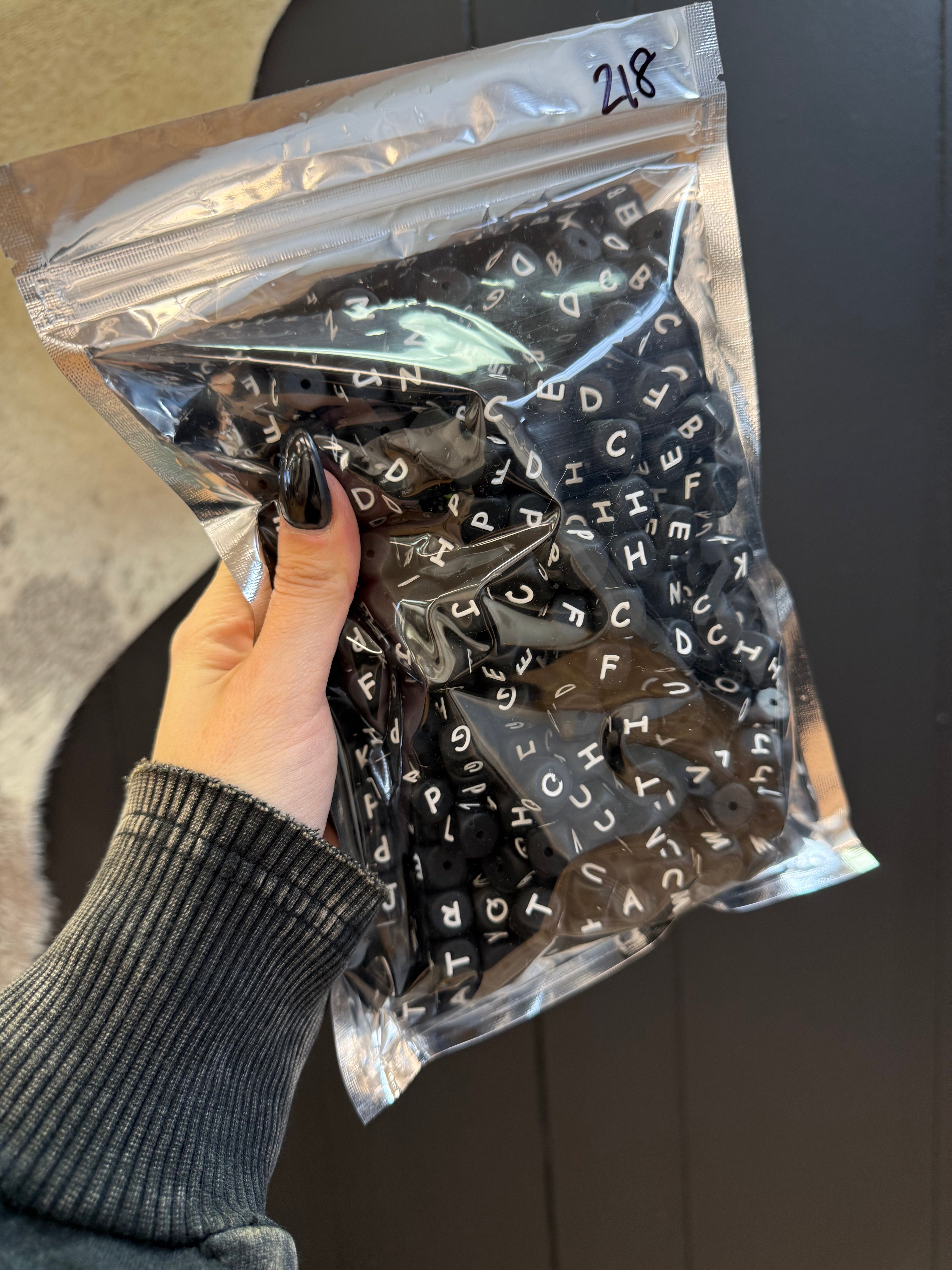 PACK OF 218 BLACK LETTER BEADS