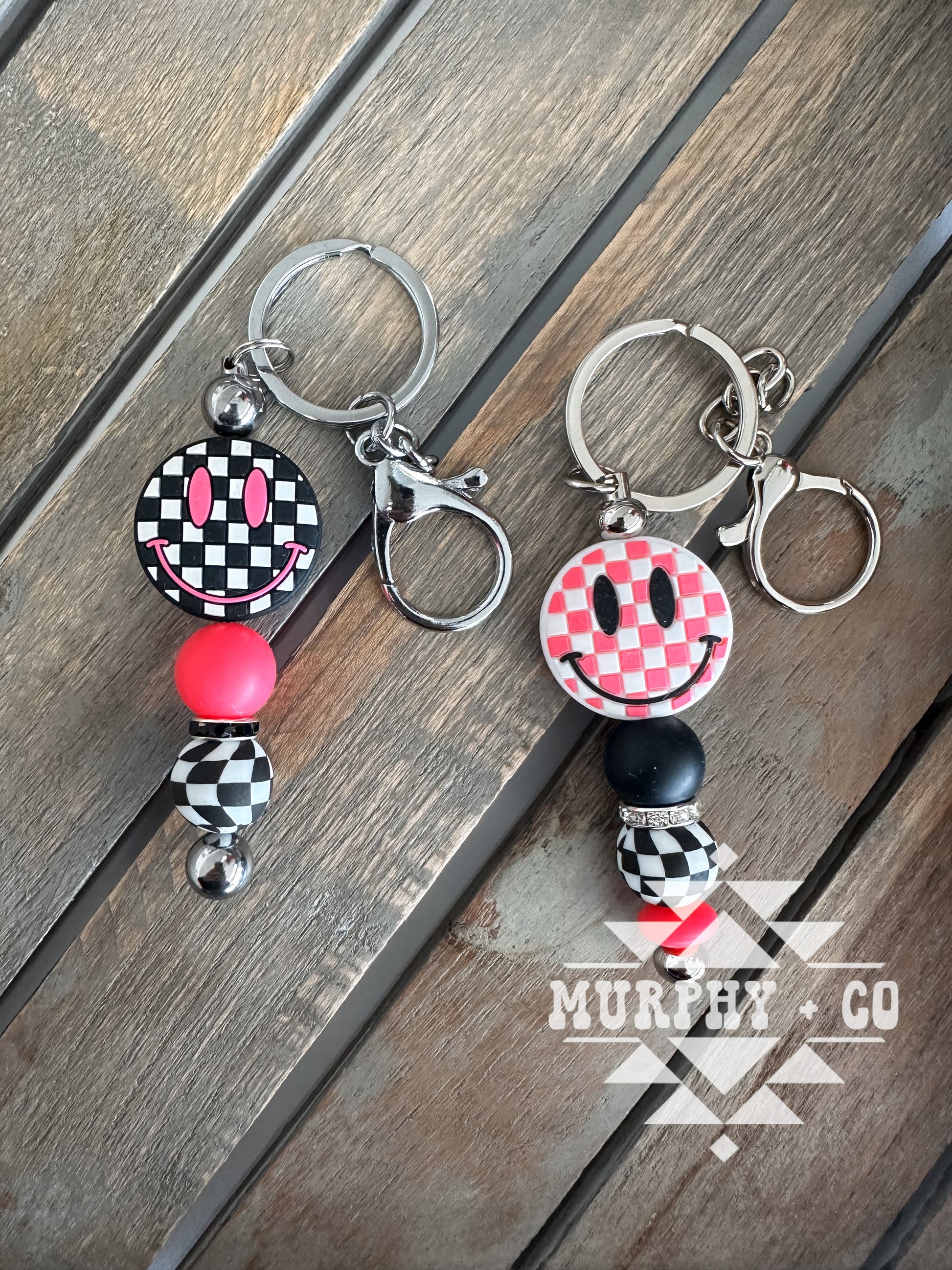 CHECKER SMILEY MINI KEYCHAIN