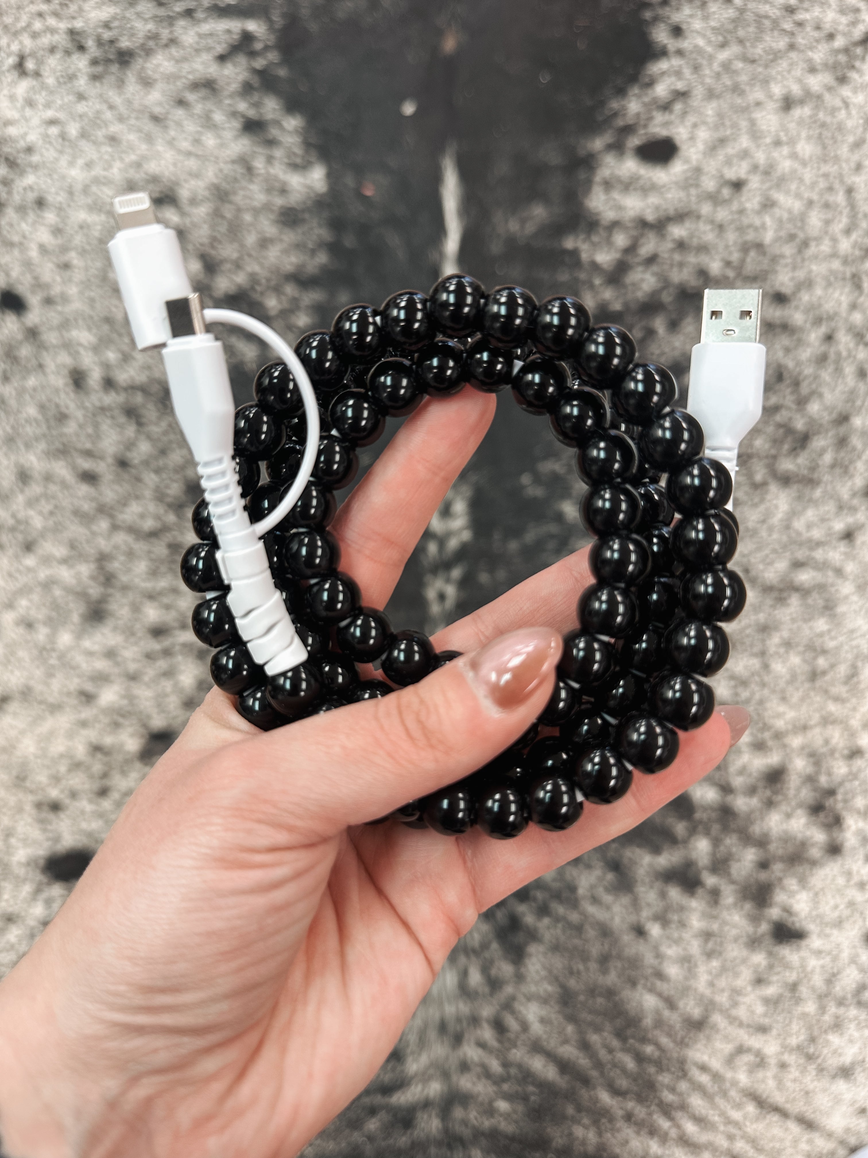BLACK BEADED CAR CHARGER