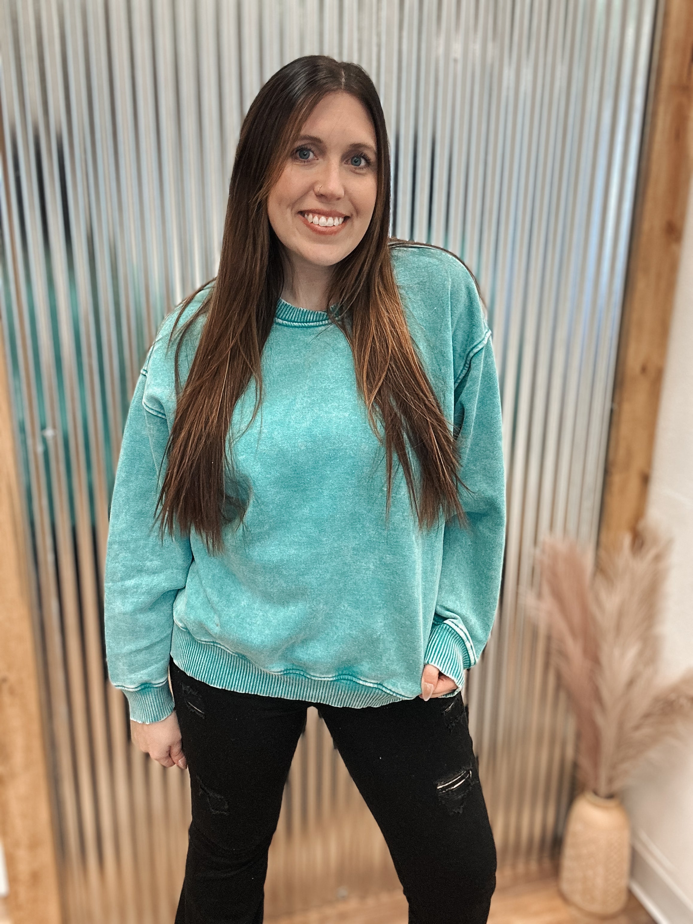 OVERSIZED FLEECE PULLOVER - LIGHT TEAL