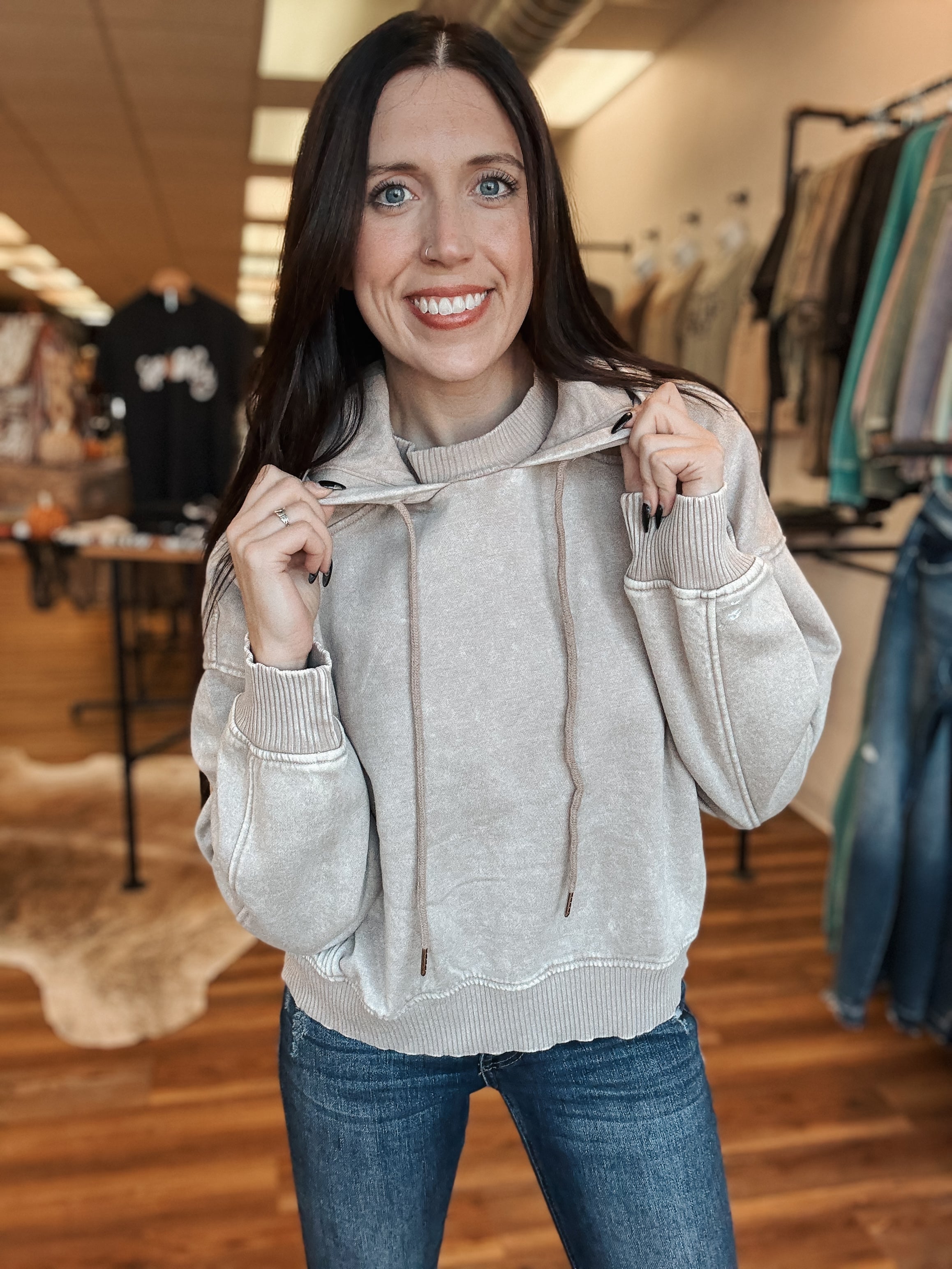 MINERAL WASH CROP HOODIE - ASH MOCHA