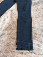 MID-RISE DISTRESSED ANKLE SKINNY - BLACK - KANCAN