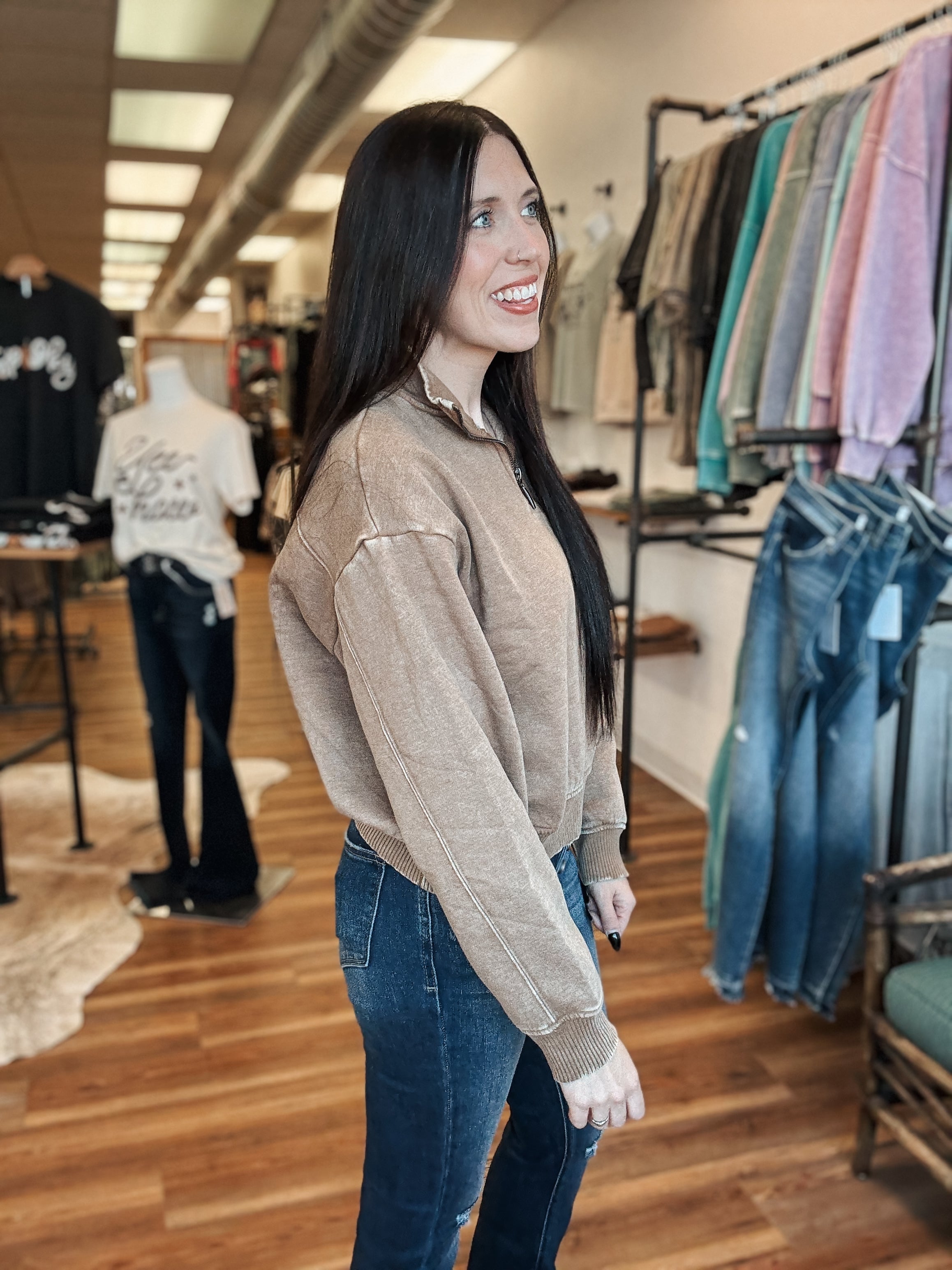 CROPPED ACID WASH 1/4 ZIP - CAMEL