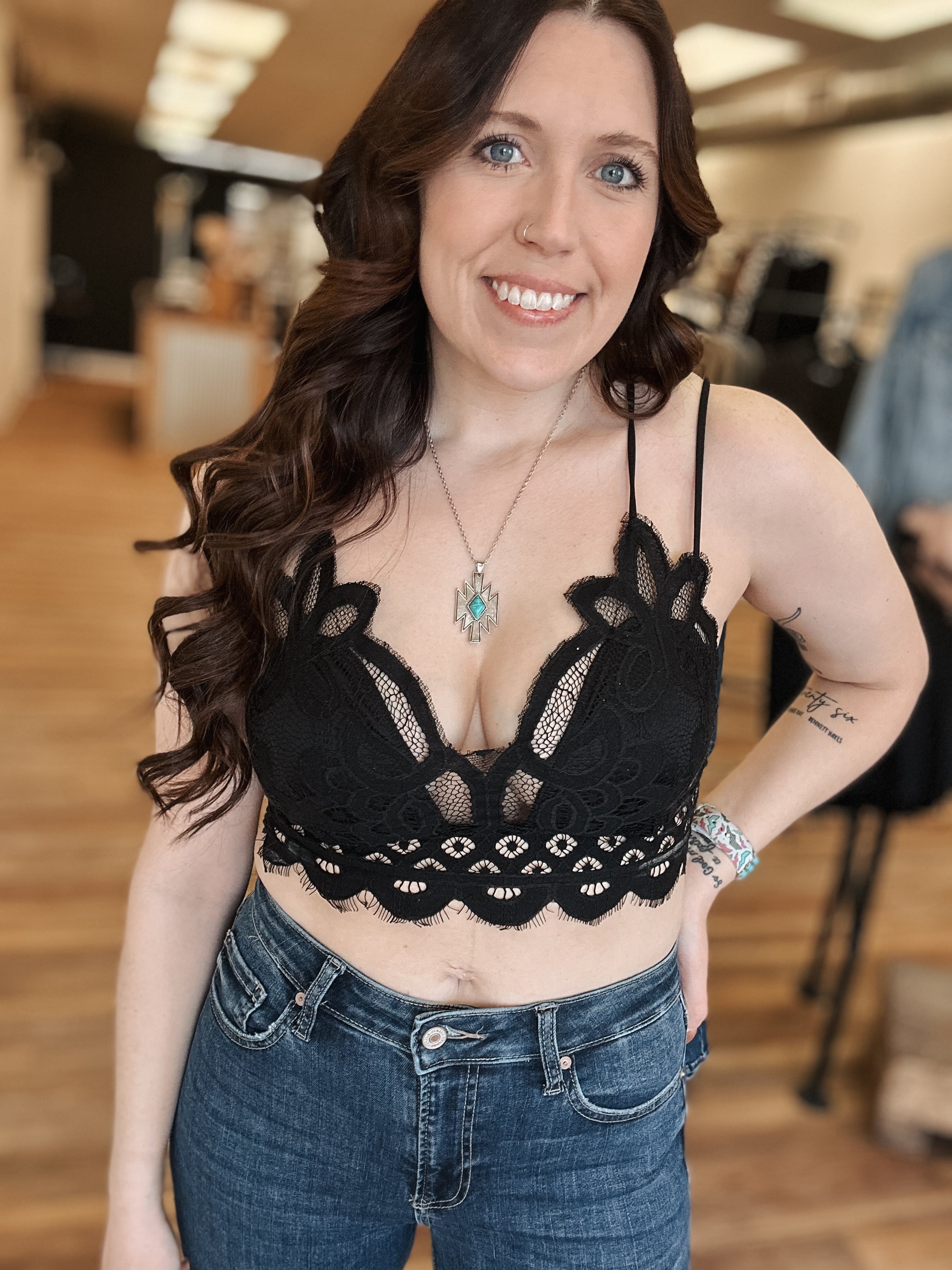 ADELAIDE LACE BRALETTE - BLACK