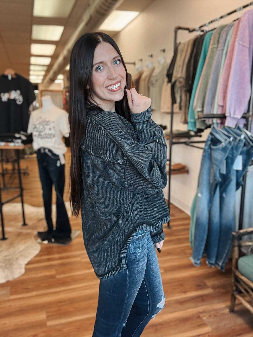 THE RORY PULLOVER - BLACK