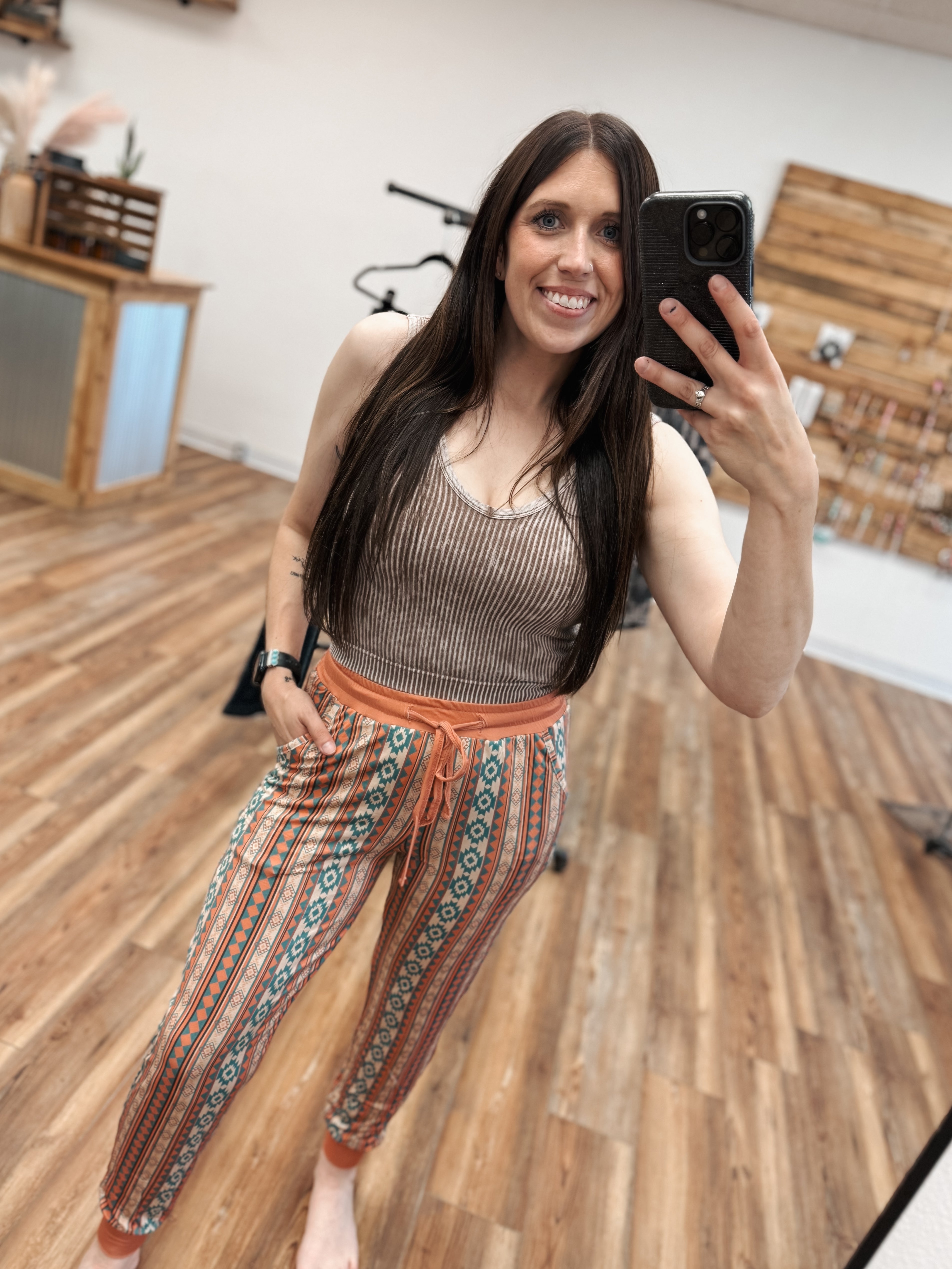 EXCLUSIVE WESTERN DREAM AZTEC BAMBOO ADULT JOGGERS