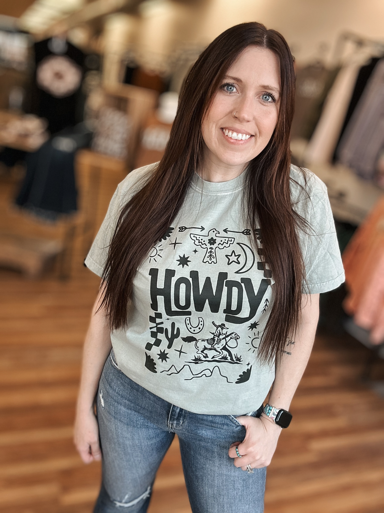 HOWDY COLLAGE GRAPHIC SHIRT OR SWEATSHIRT