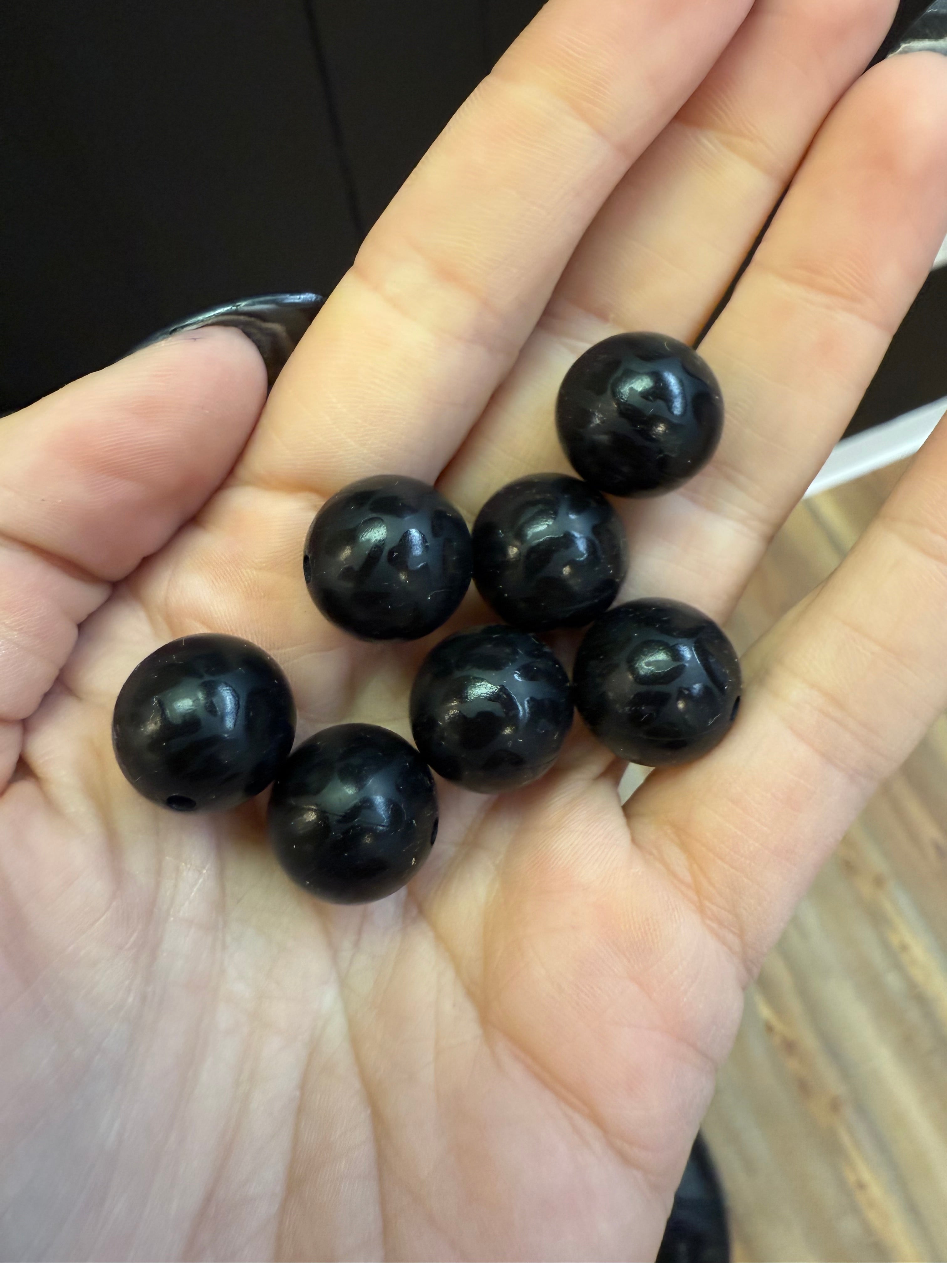 PACK OF 29 MATTE LEOPARD