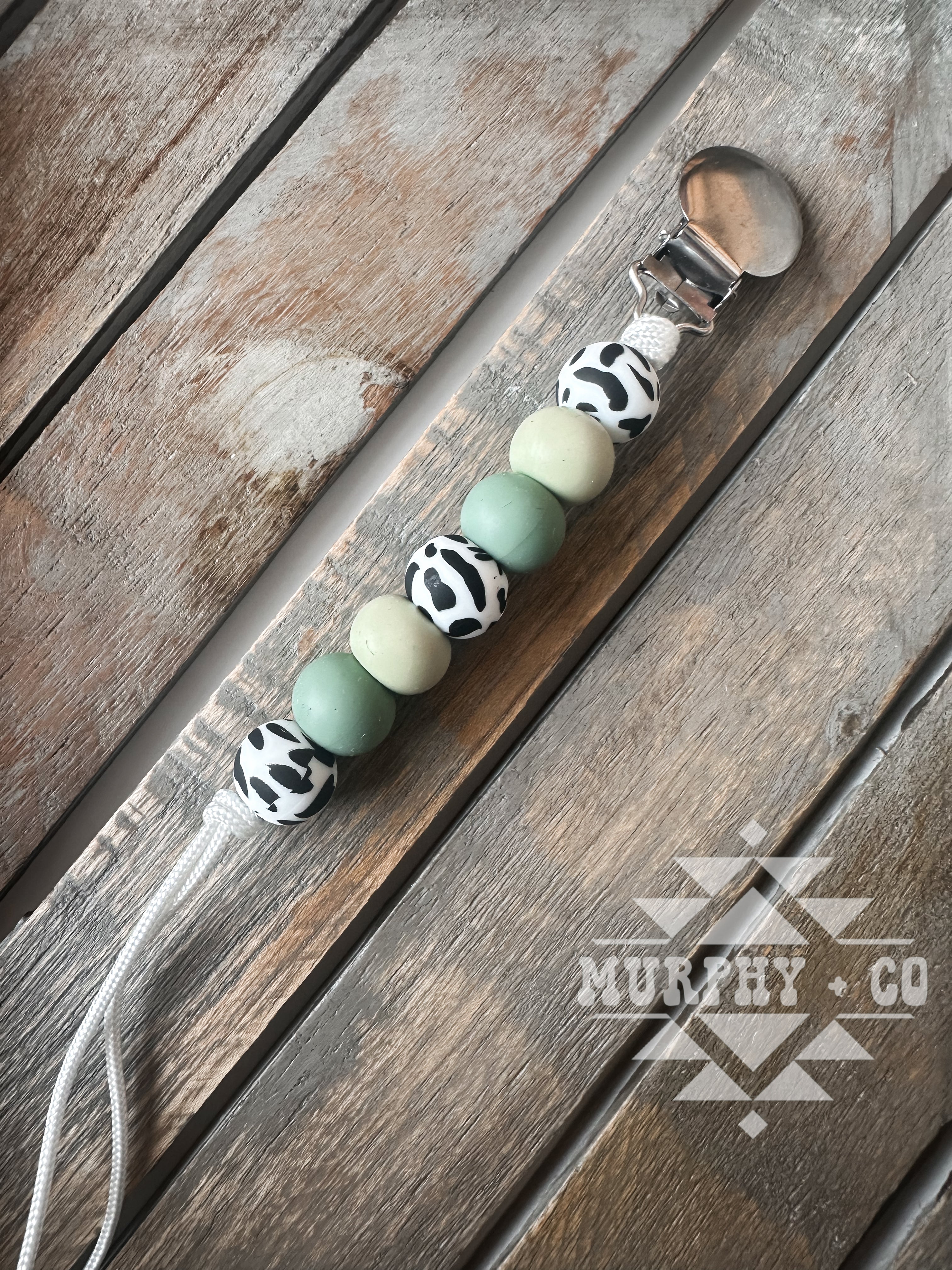 OLIVE COW PRINT CLIP