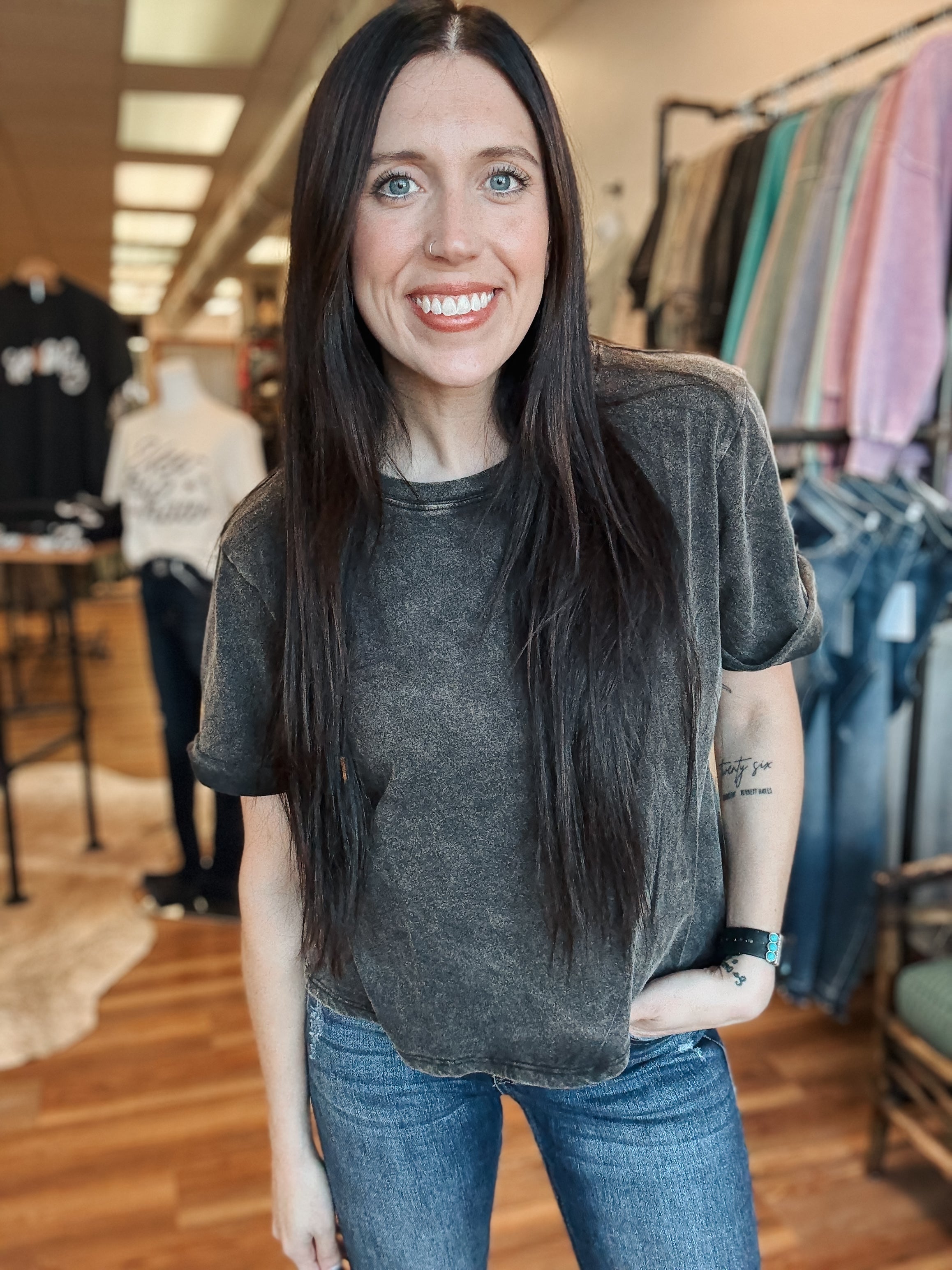 THE ELVIS CROPPED TEE