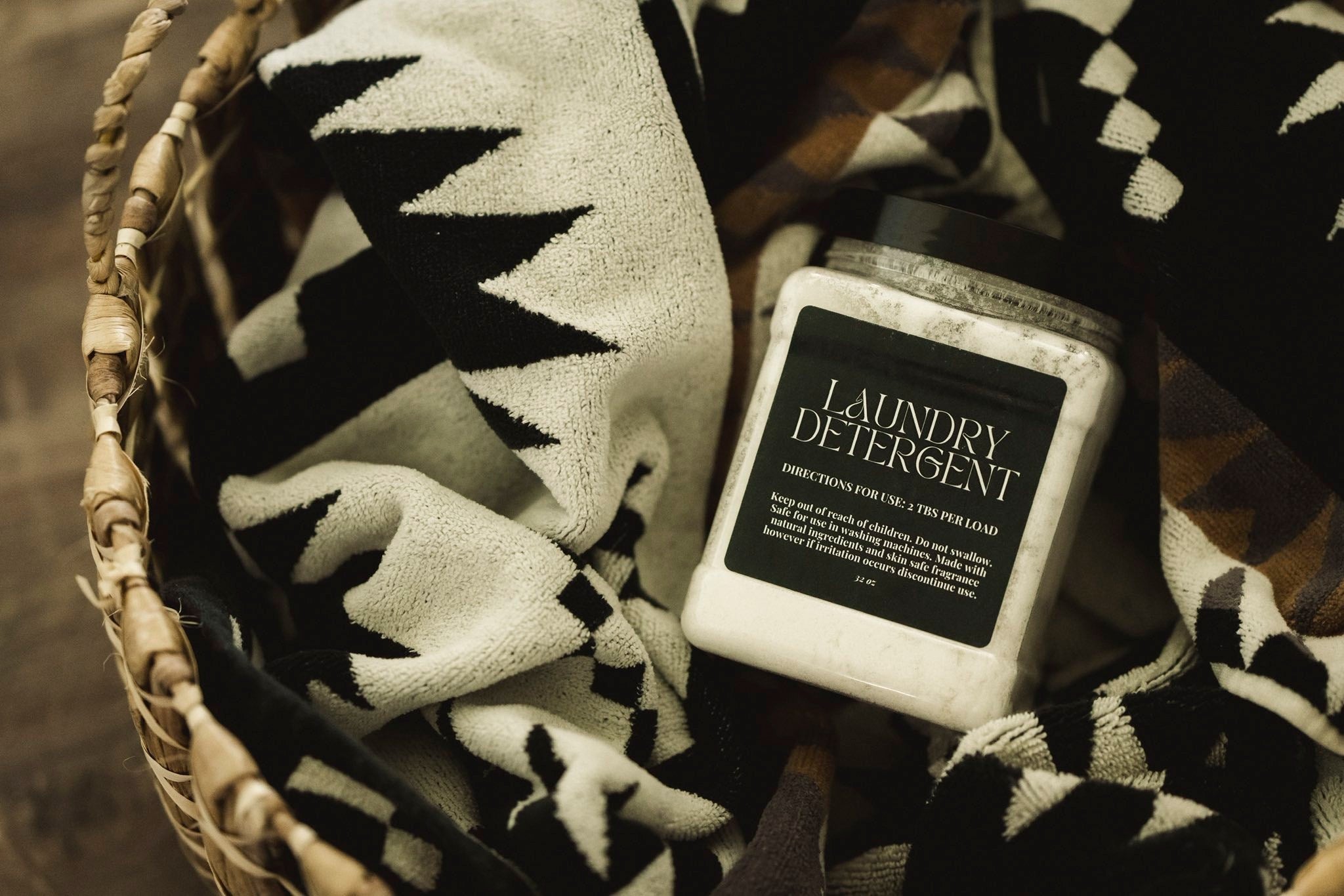 LUXURY LAUNDRY DETERGENT