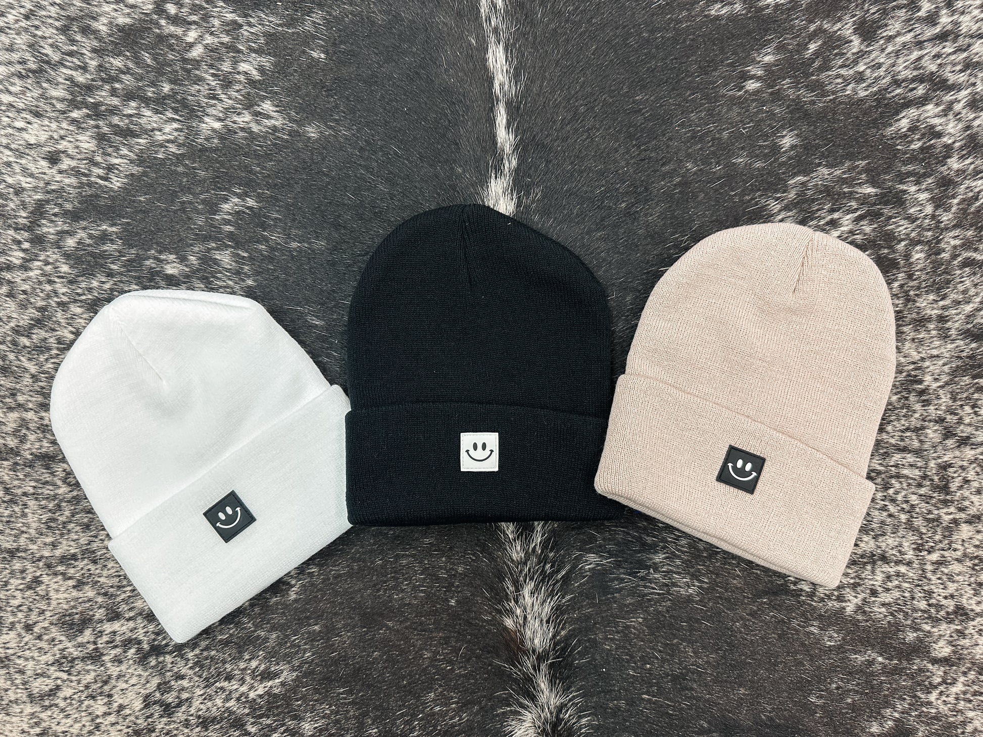 SMILEY BEANIE