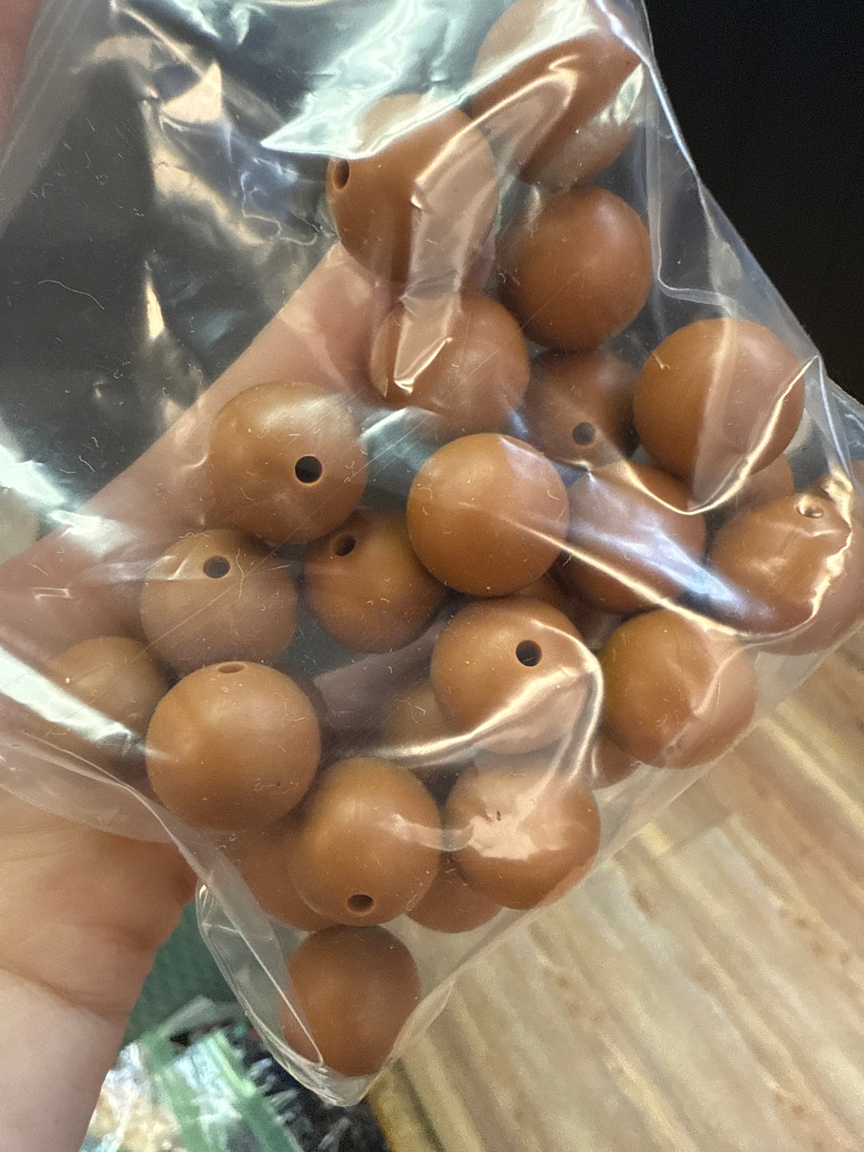 PACK OF 28 15MM GINGERBREAD