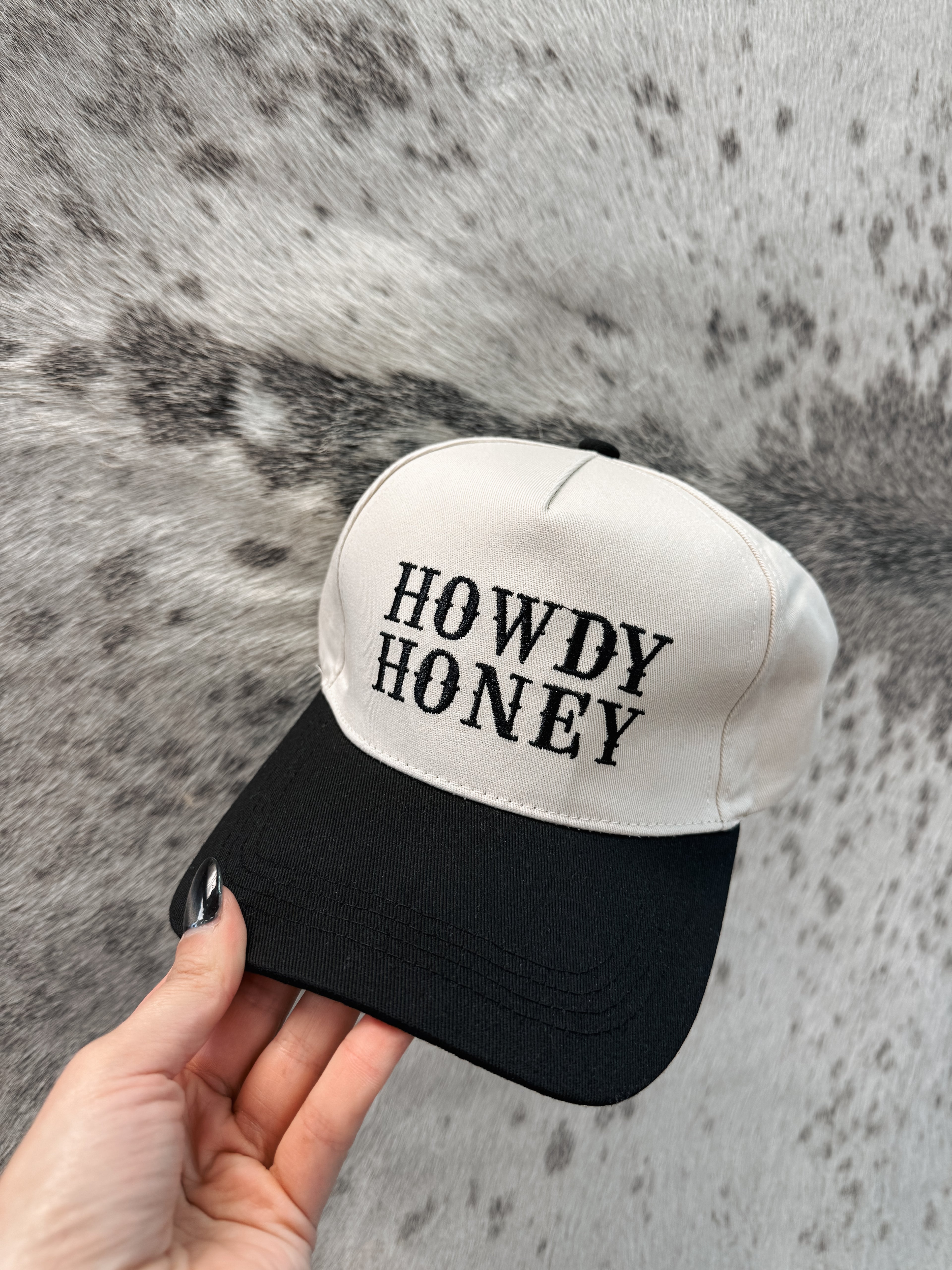 HOWDY HONEY HAT