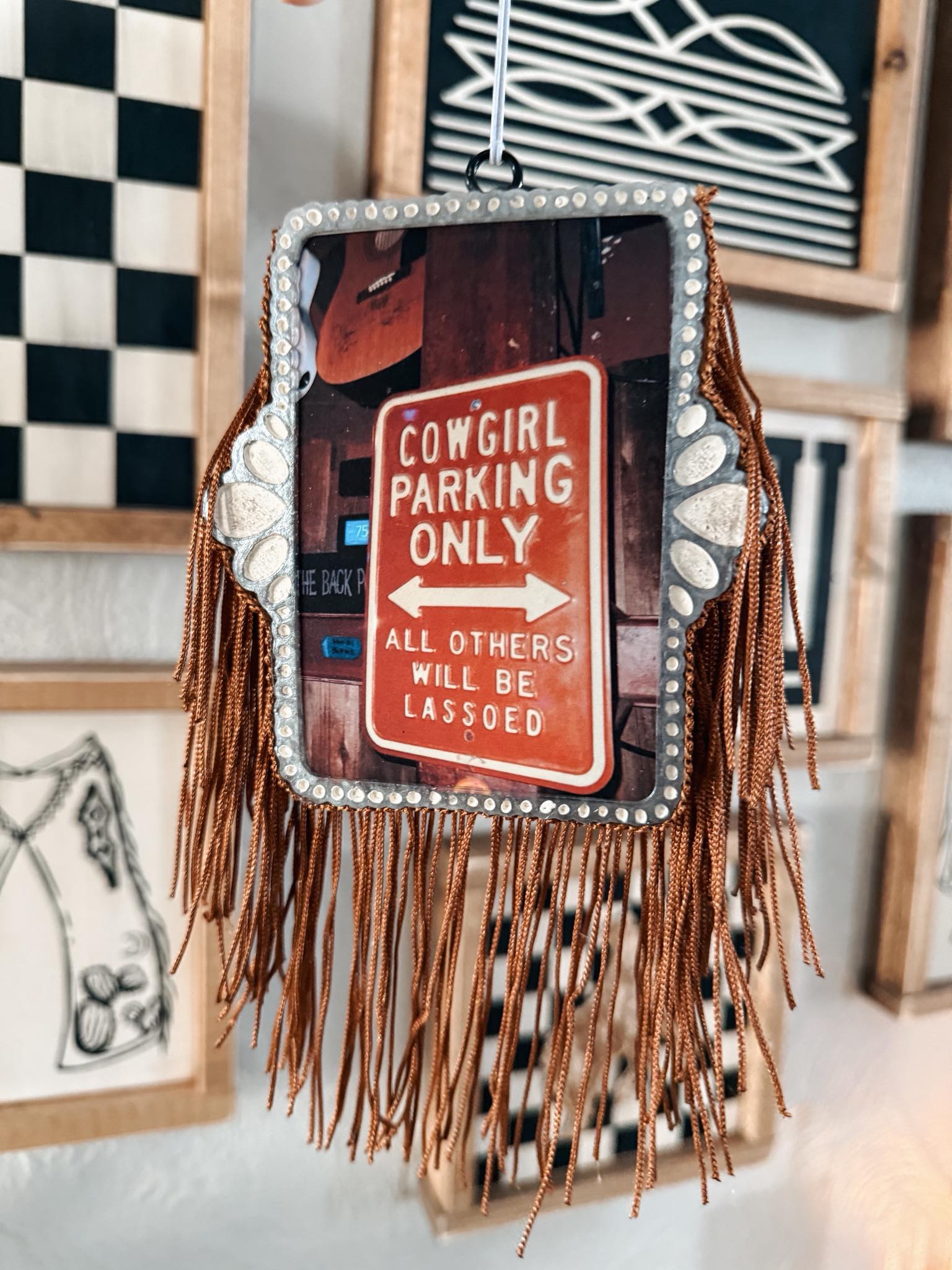 COWGIRL PARKING FRESHIE