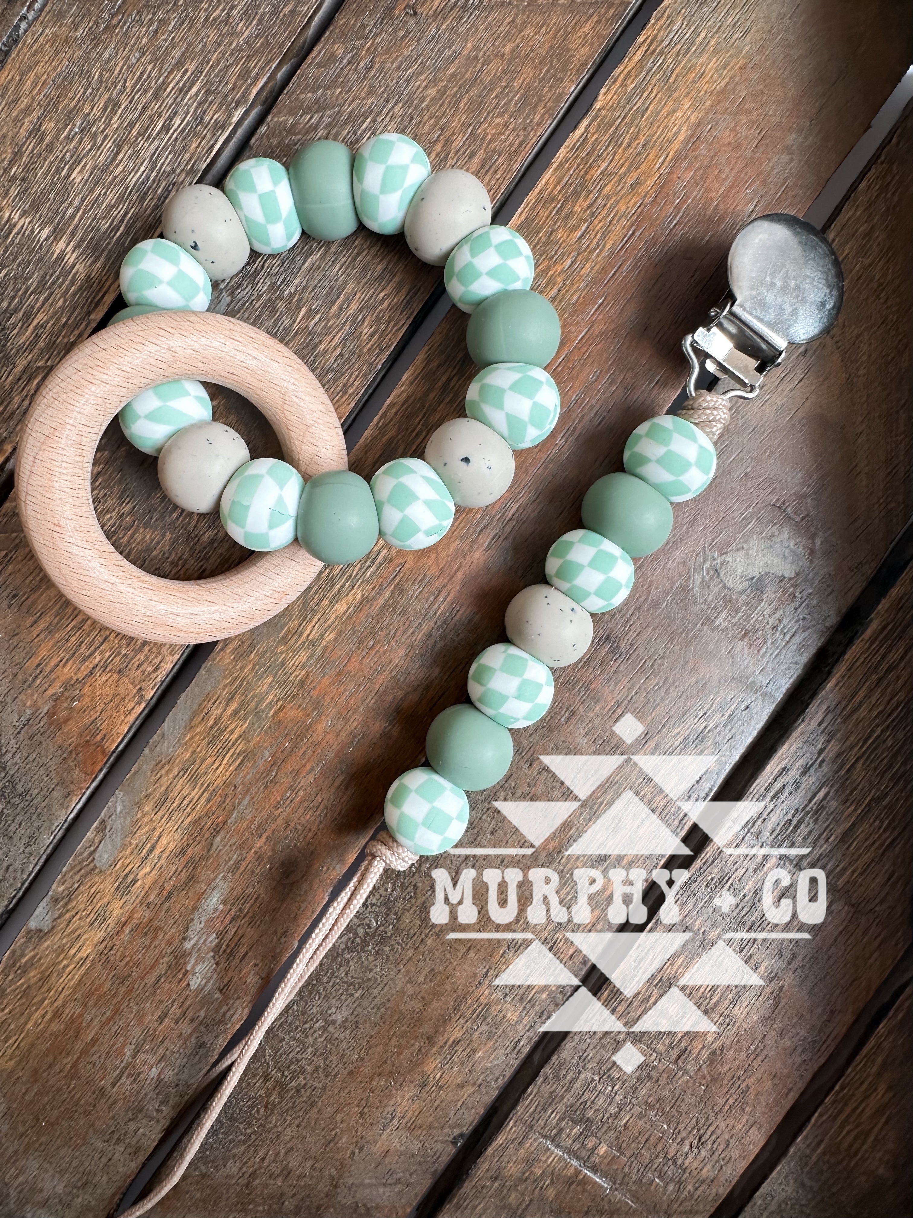 SPECKLED SAGE CHECKER TEETHING SET