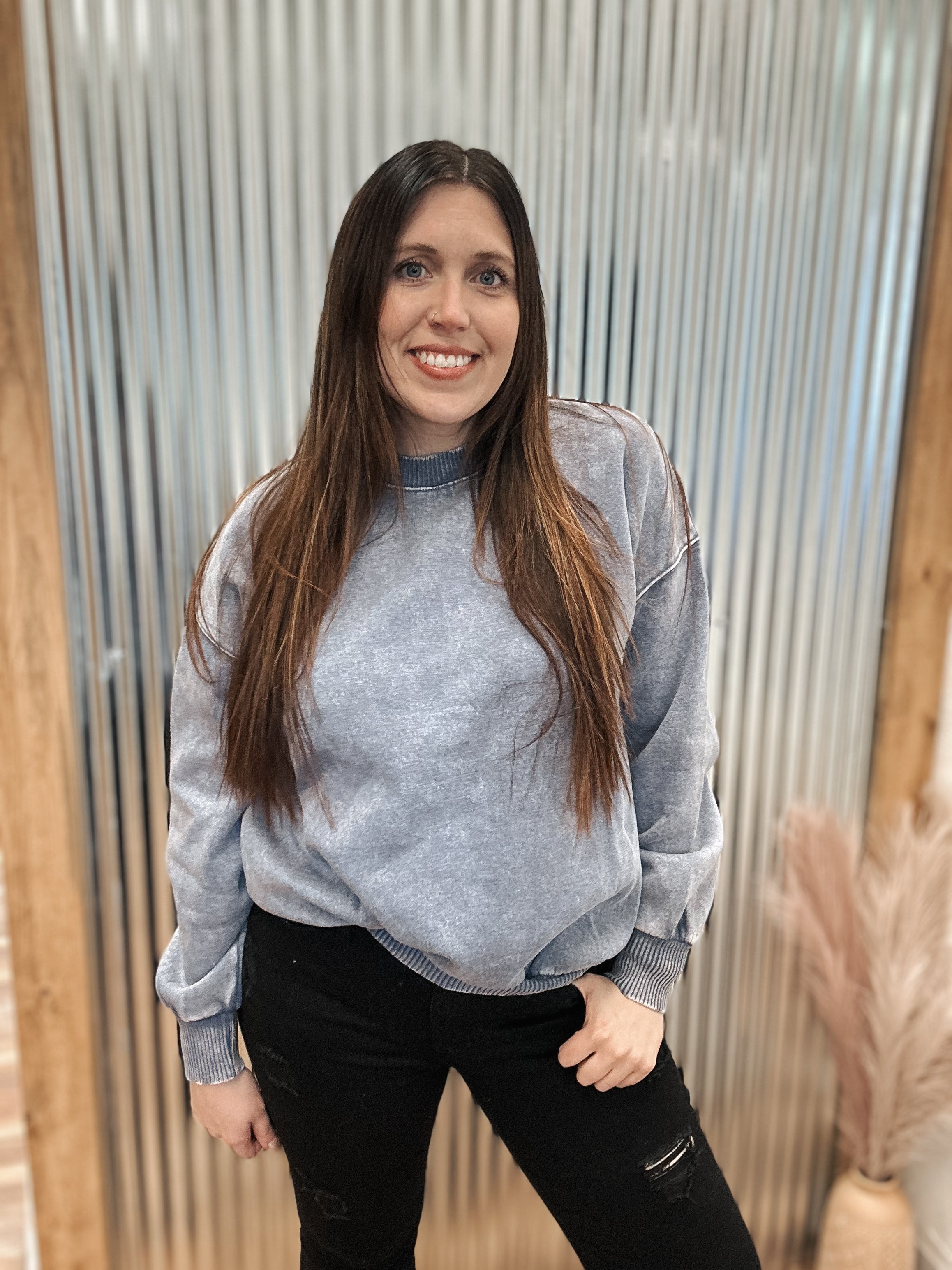 OVERSIZED ACID WASH FLEECE PULLOVER - MARLIN