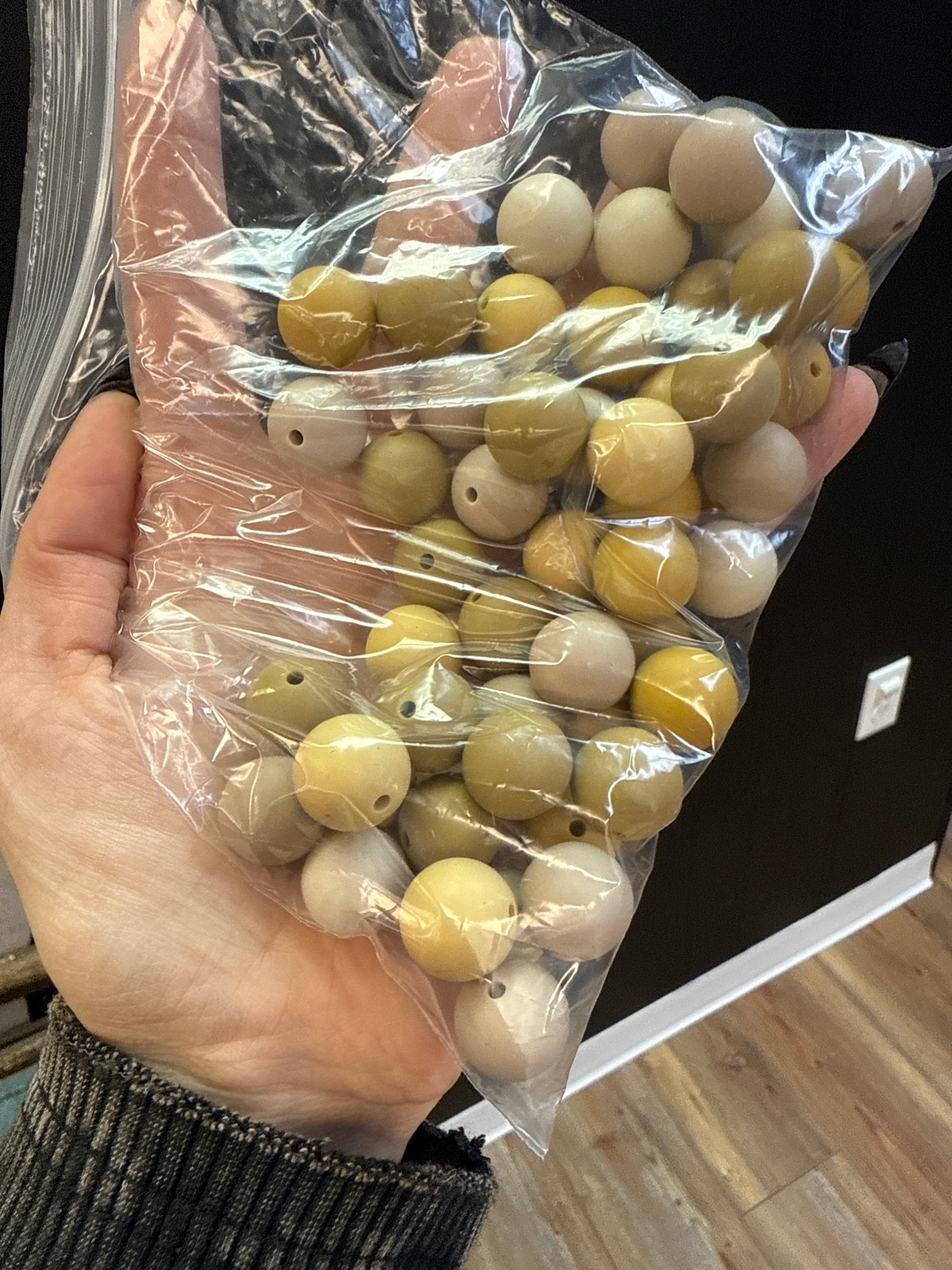 PACKS OF 15MM NEUTRAL MIX