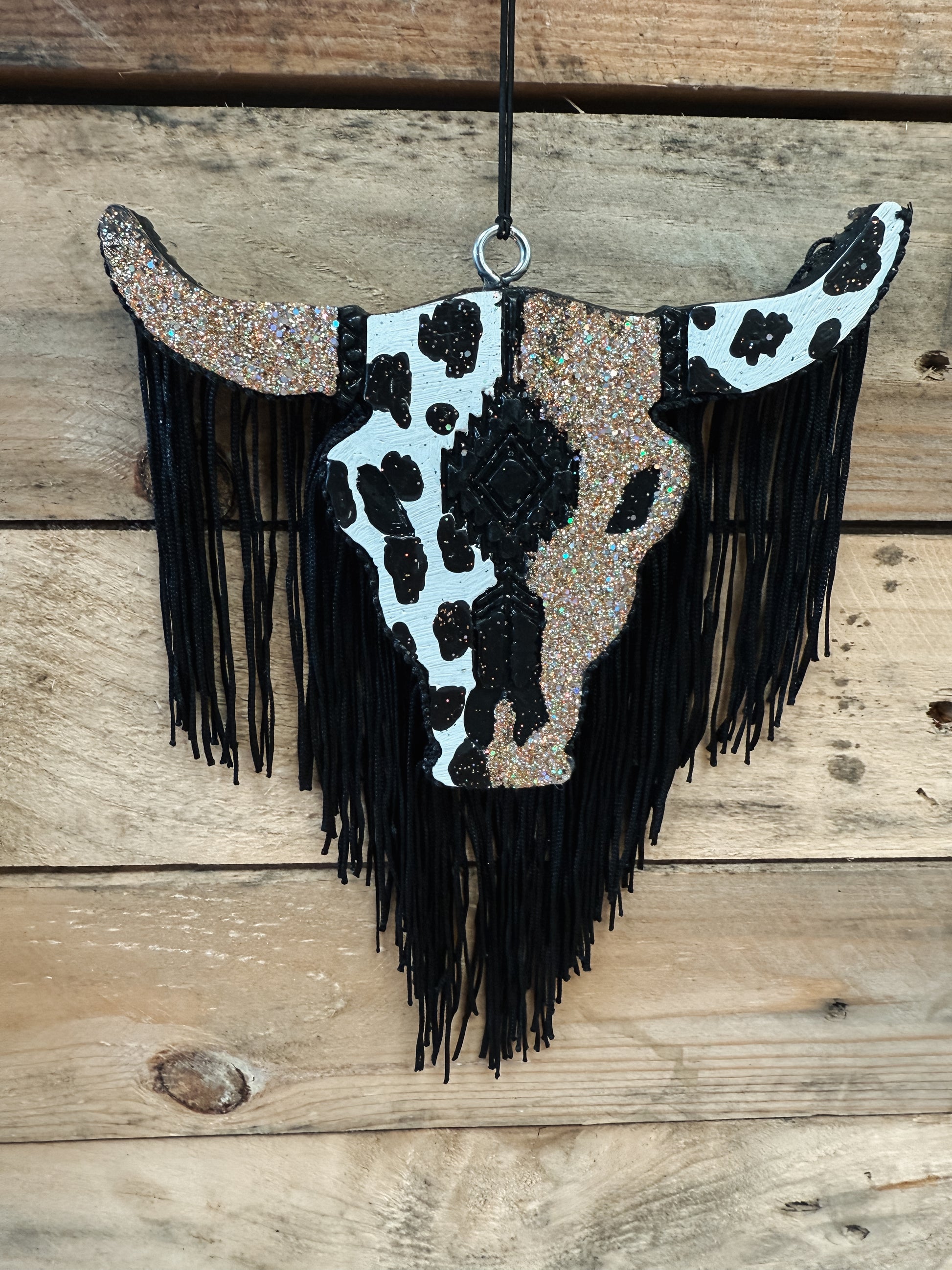 BLACK + TAN BULL SKULL FRESHIE