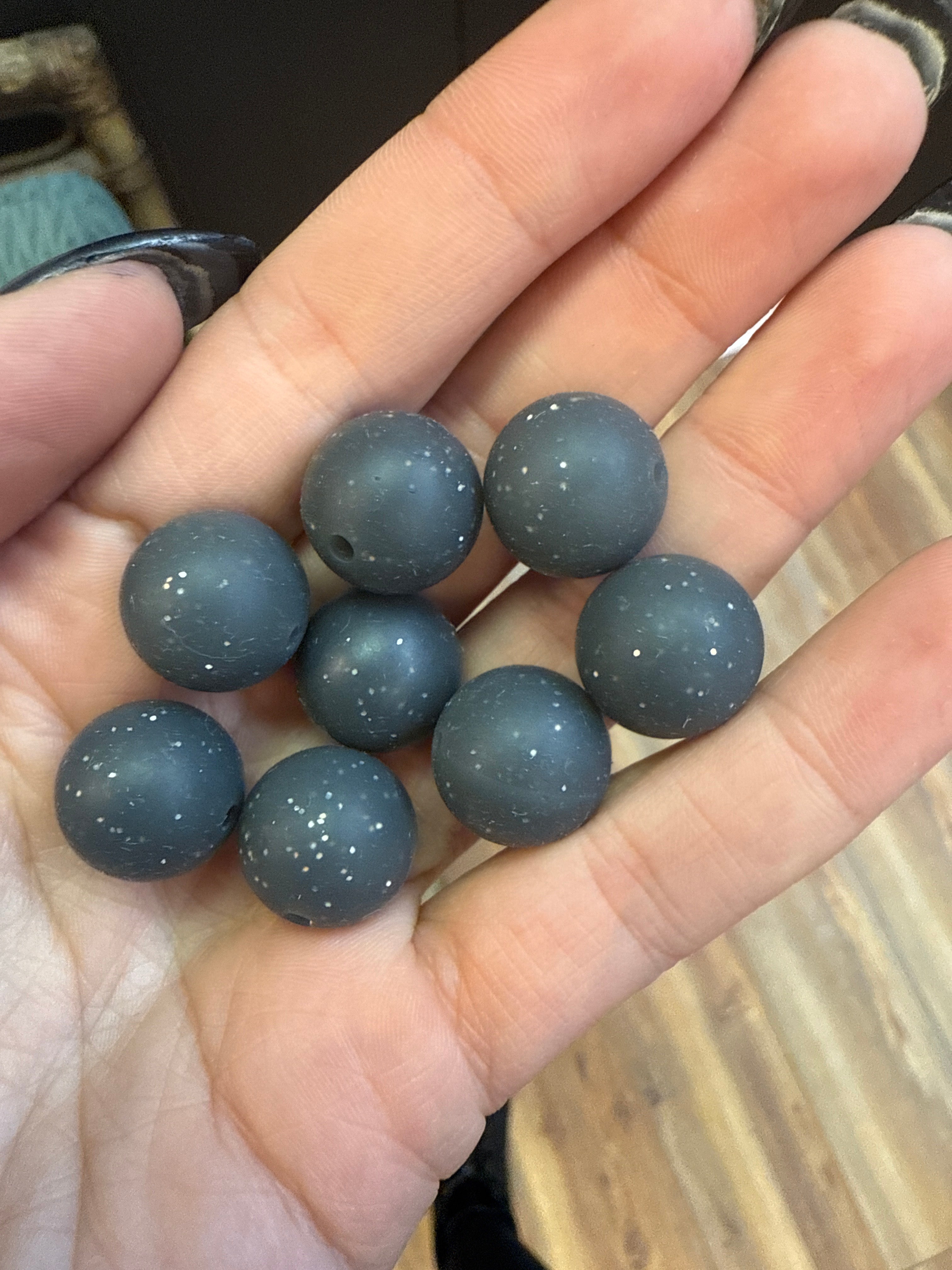 PACKS OF 15MM BLACK GLITTER