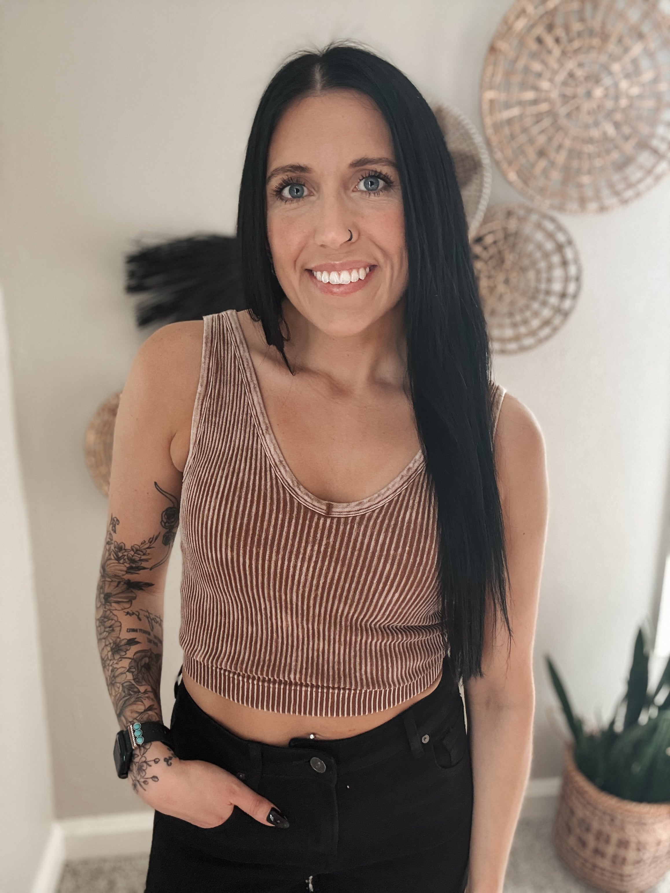 RIBBED CROPPED BRALETTE (PADDED) - CAMEL