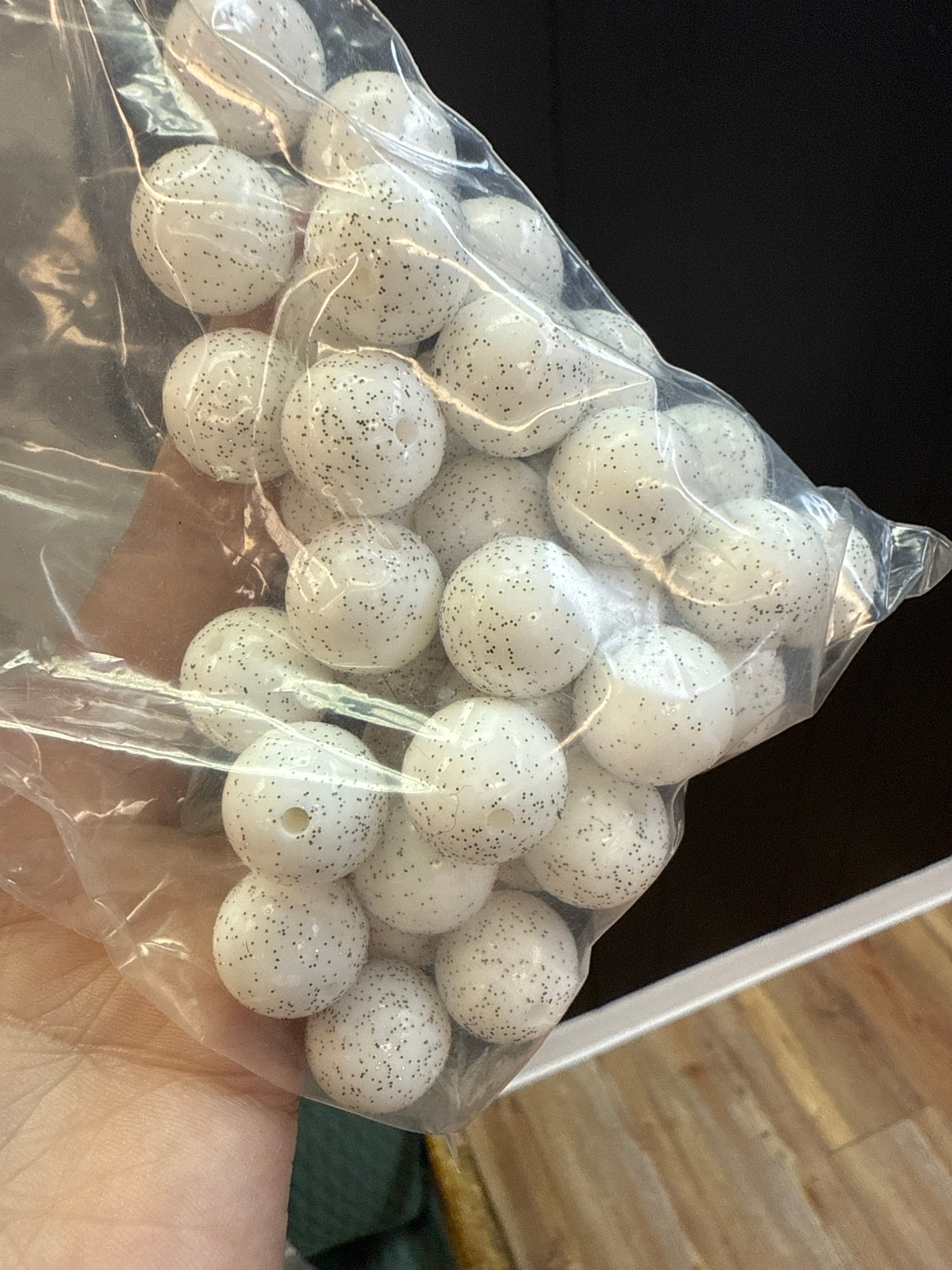 PACKS OF 15MM WHITE GALAXY GLITTER