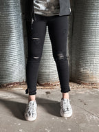 MID-RISE DISTRESSED ANKLE SKINNY - BLACK - KANCAN