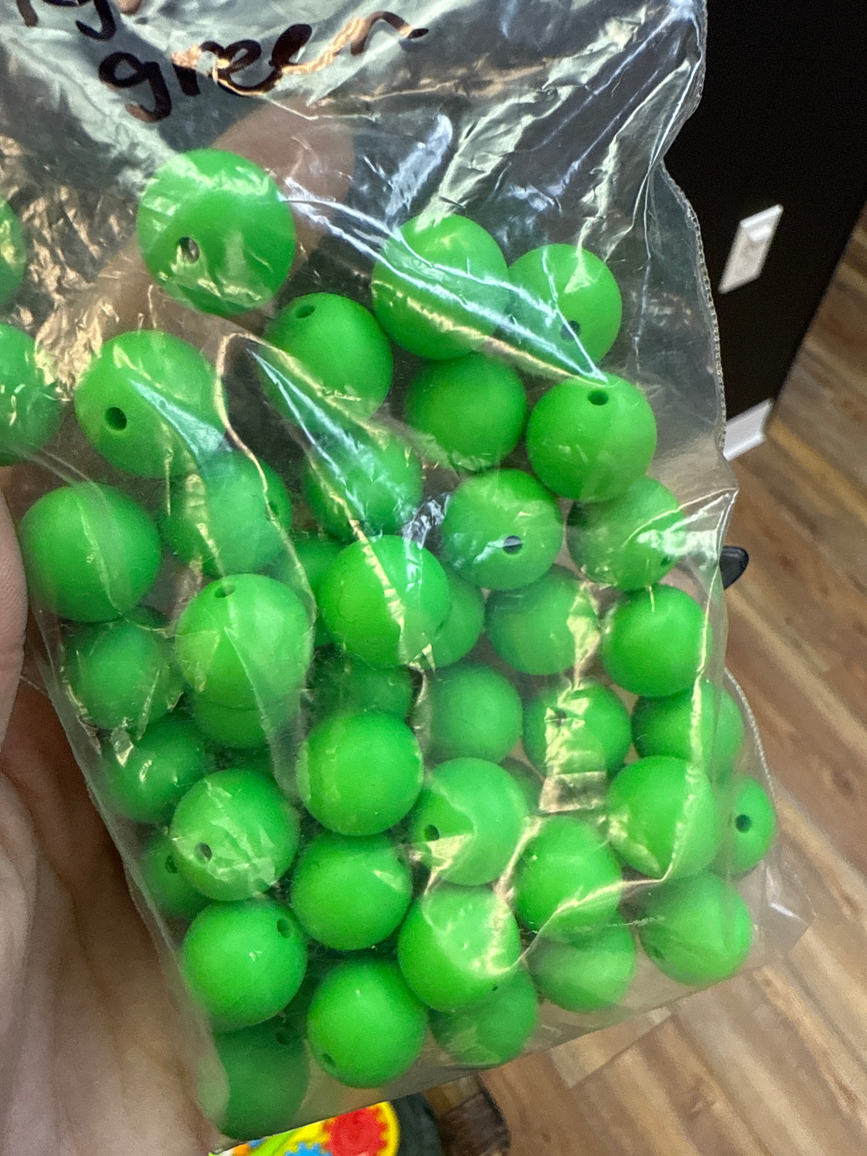 PACKS OF 15MM BRIGHT GREEN