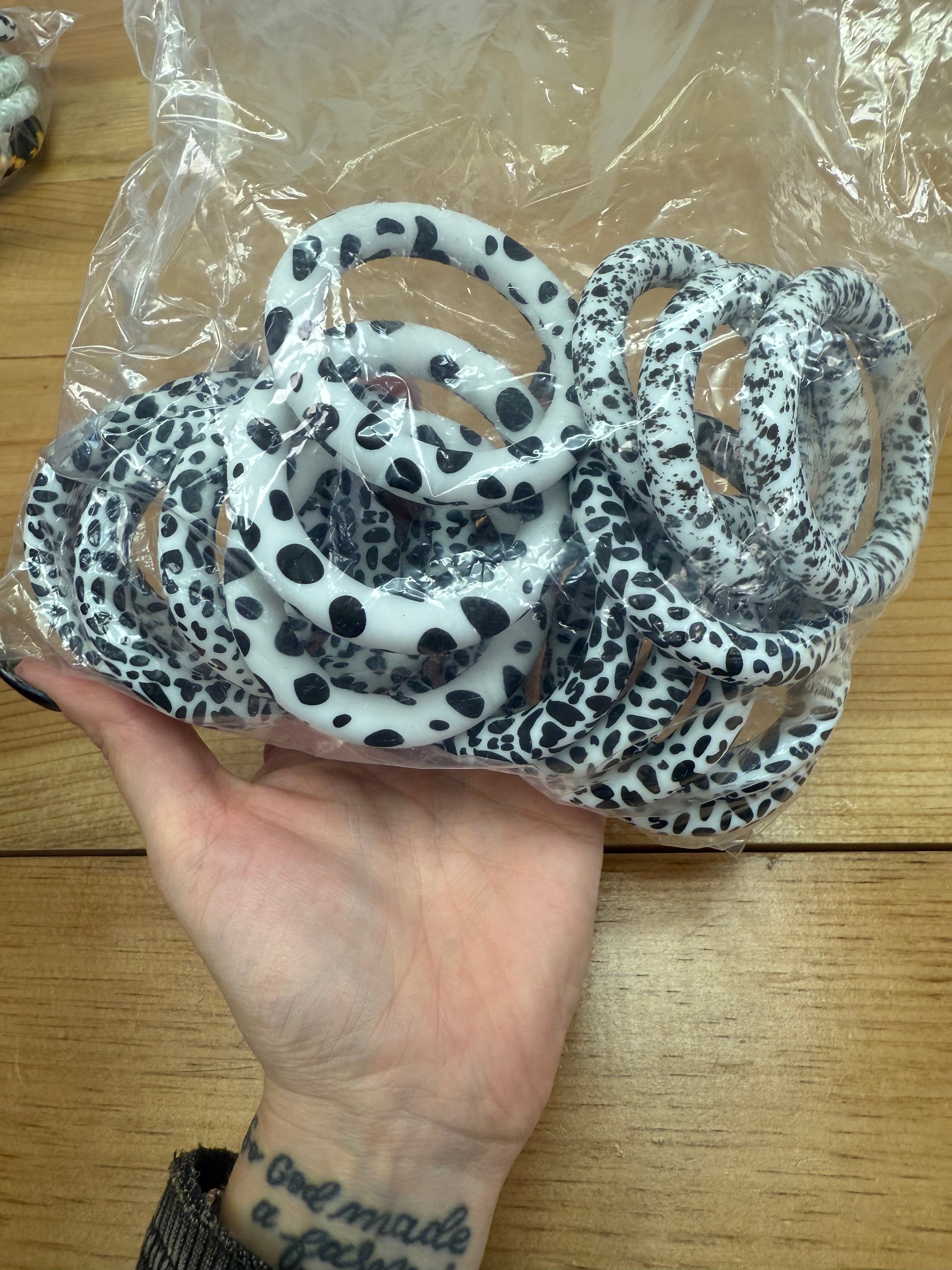 VARIOUS COW 65MM RINGS