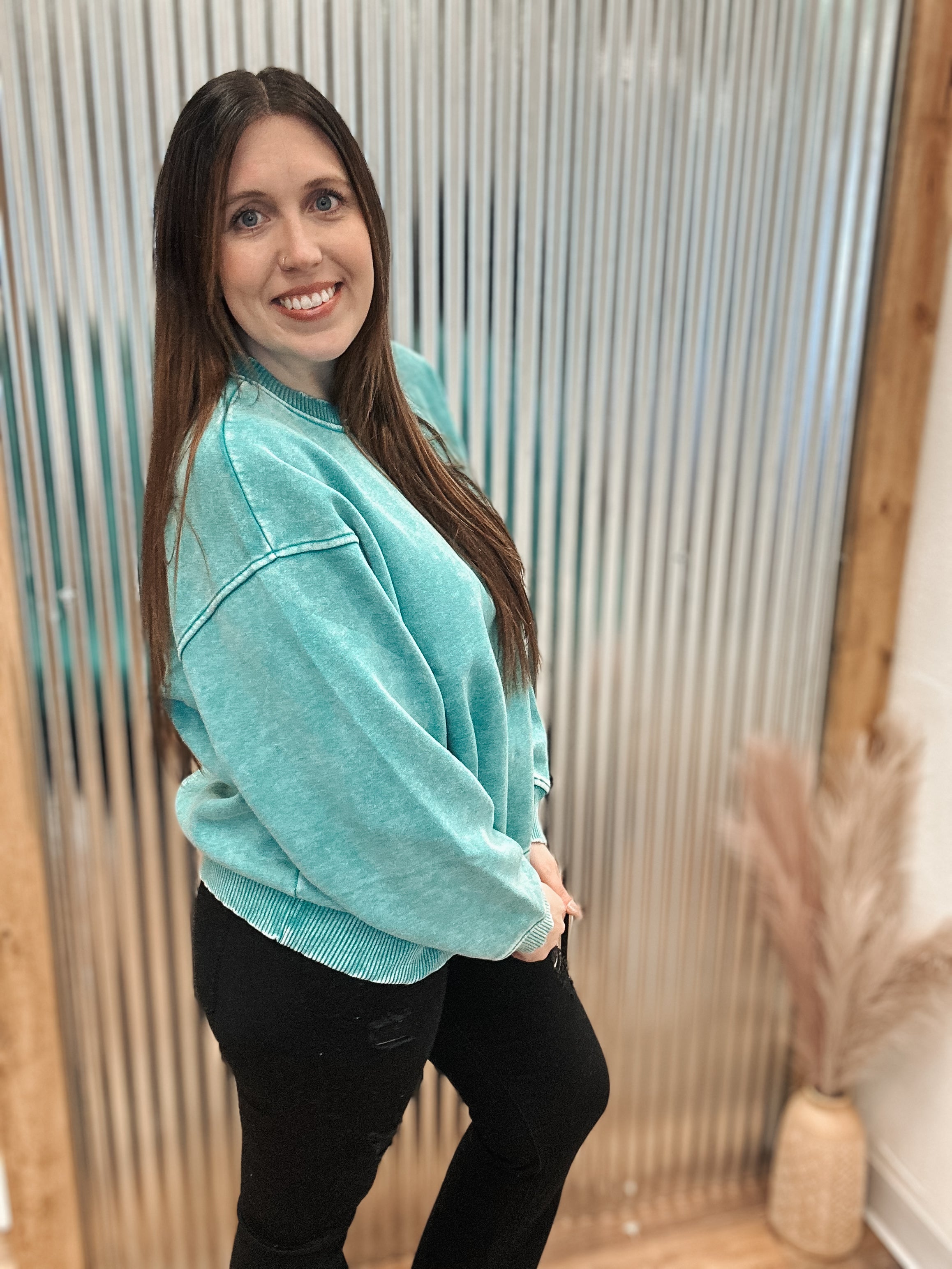 OVERSIZED FLEECE PULLOVER - LIGHT TEAL