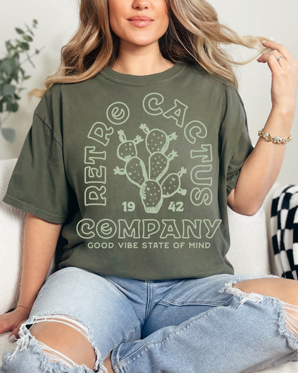 SAGE RETRO CACTUS SHIRT OR SWEATSHIRT