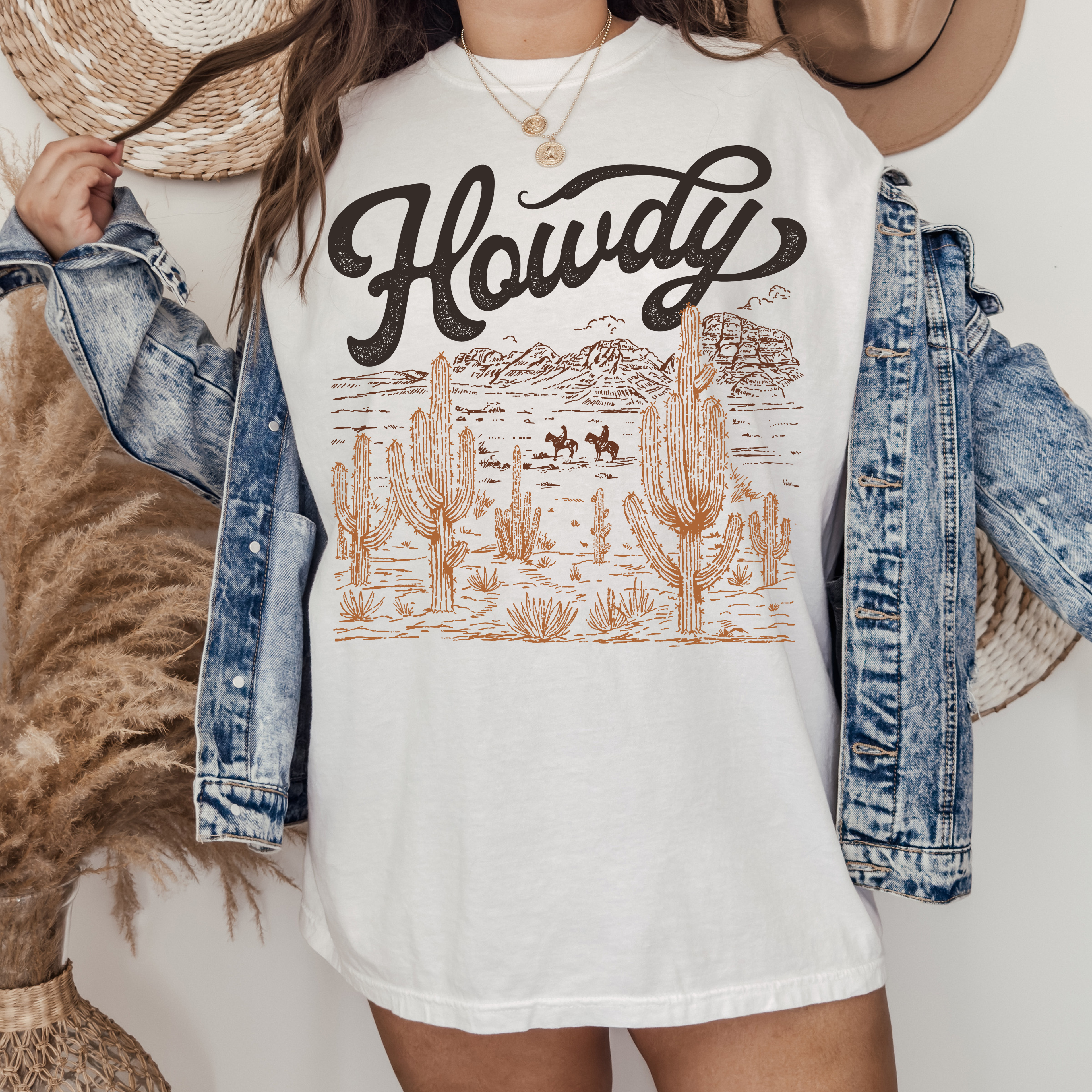 HOWDY SCENE GRAPHIC SHIRT OR SWEATSHIRT