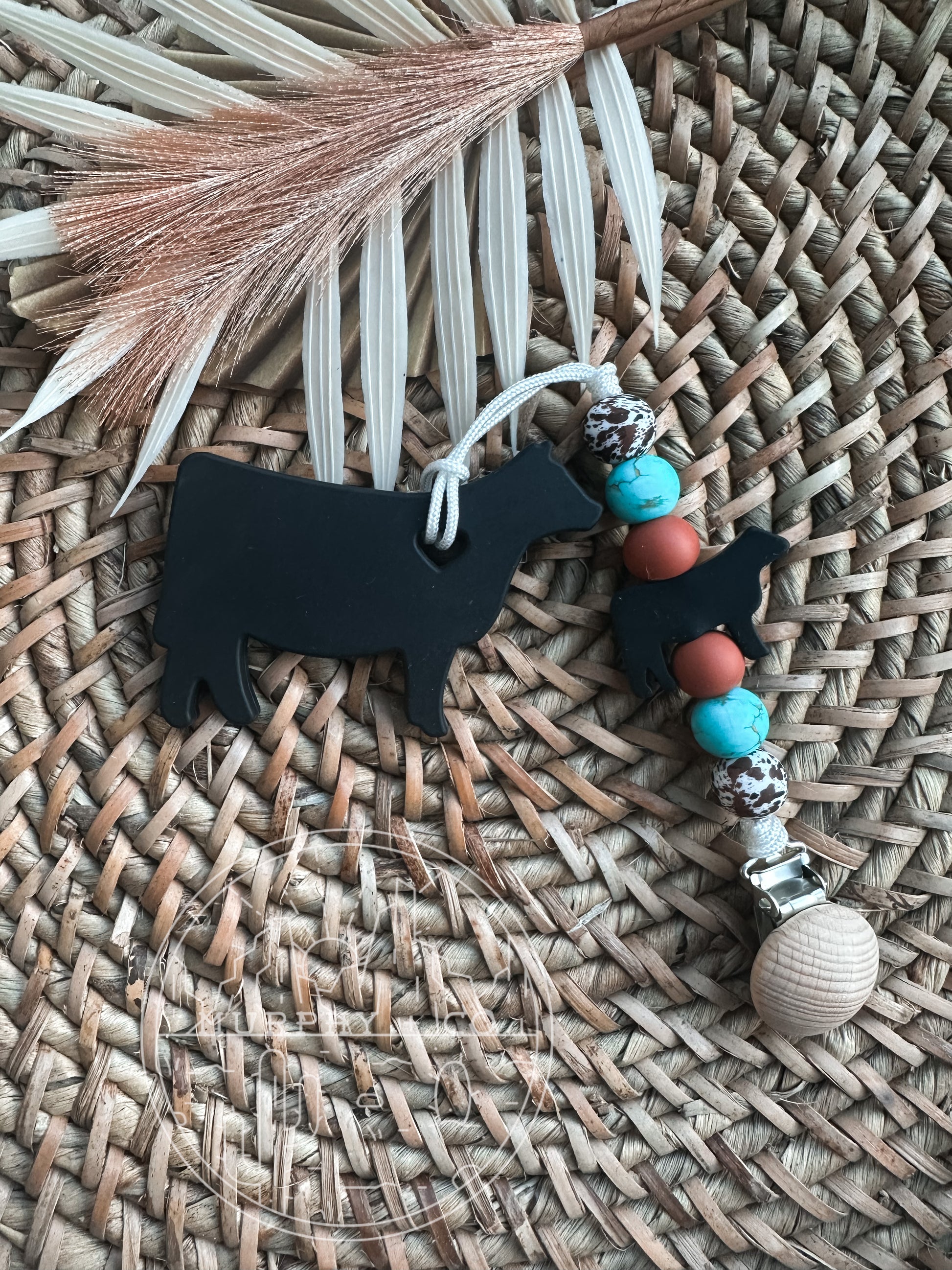ANGUS COW TEETHER SET